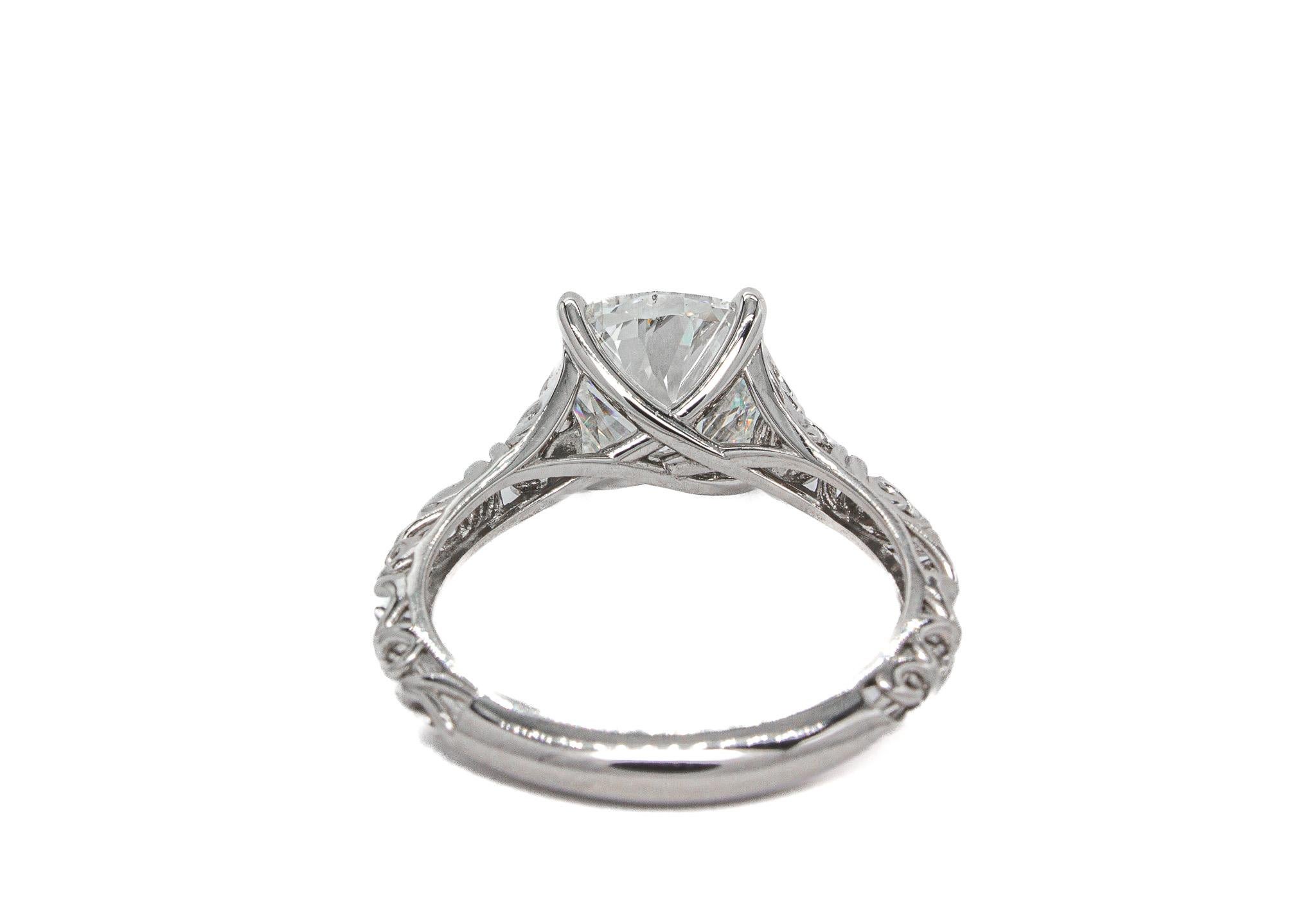 J. Birnbach Anillo solitario de diamantes talla cojín de 3,01 quilates H SI1 con certificación GIA Corte cojín en venta