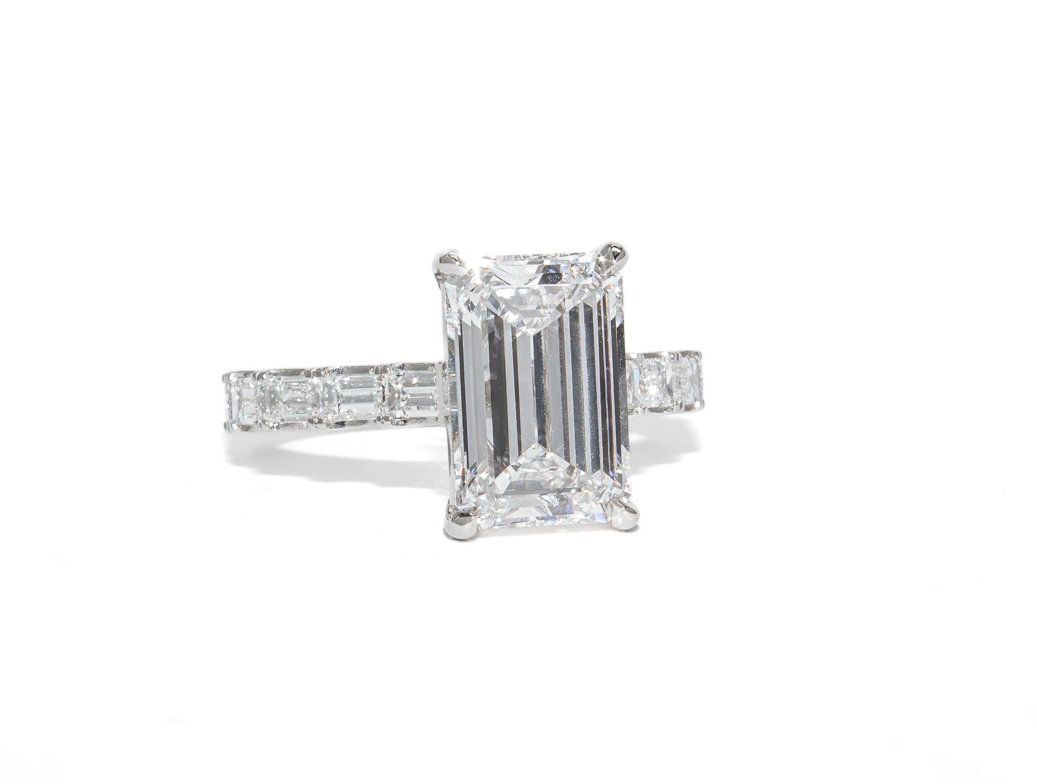 Contemporary J. Birnbach GIA Certified 3.05 Carat F VS1 Emerald Cut Diamond Ring For Sale