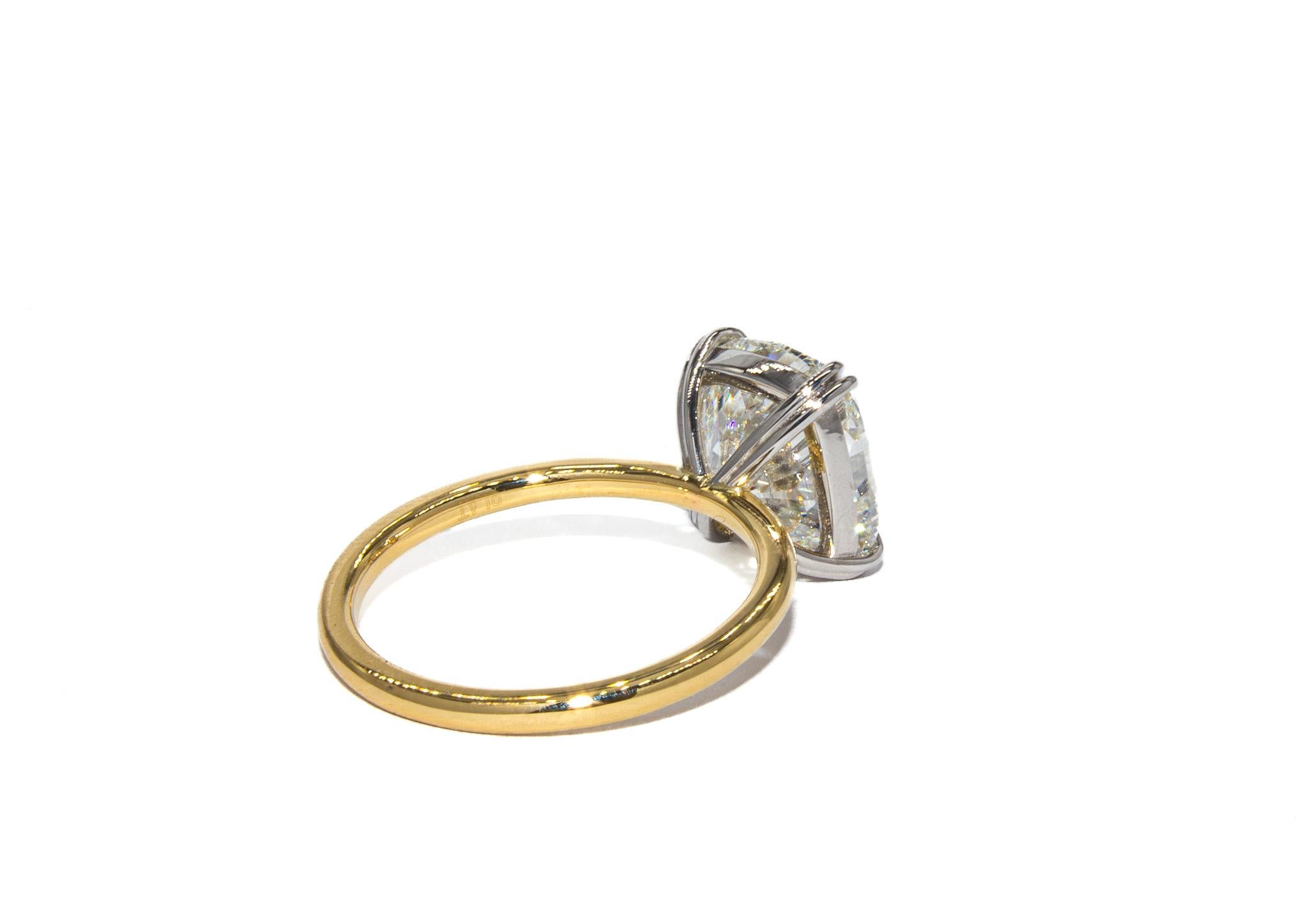 J. Birnbach GIA zertifiziert 4,01 Karat I VS2 Kissenschliff Diamant Solitär Ring (Zeitgenössisch) im Angebot