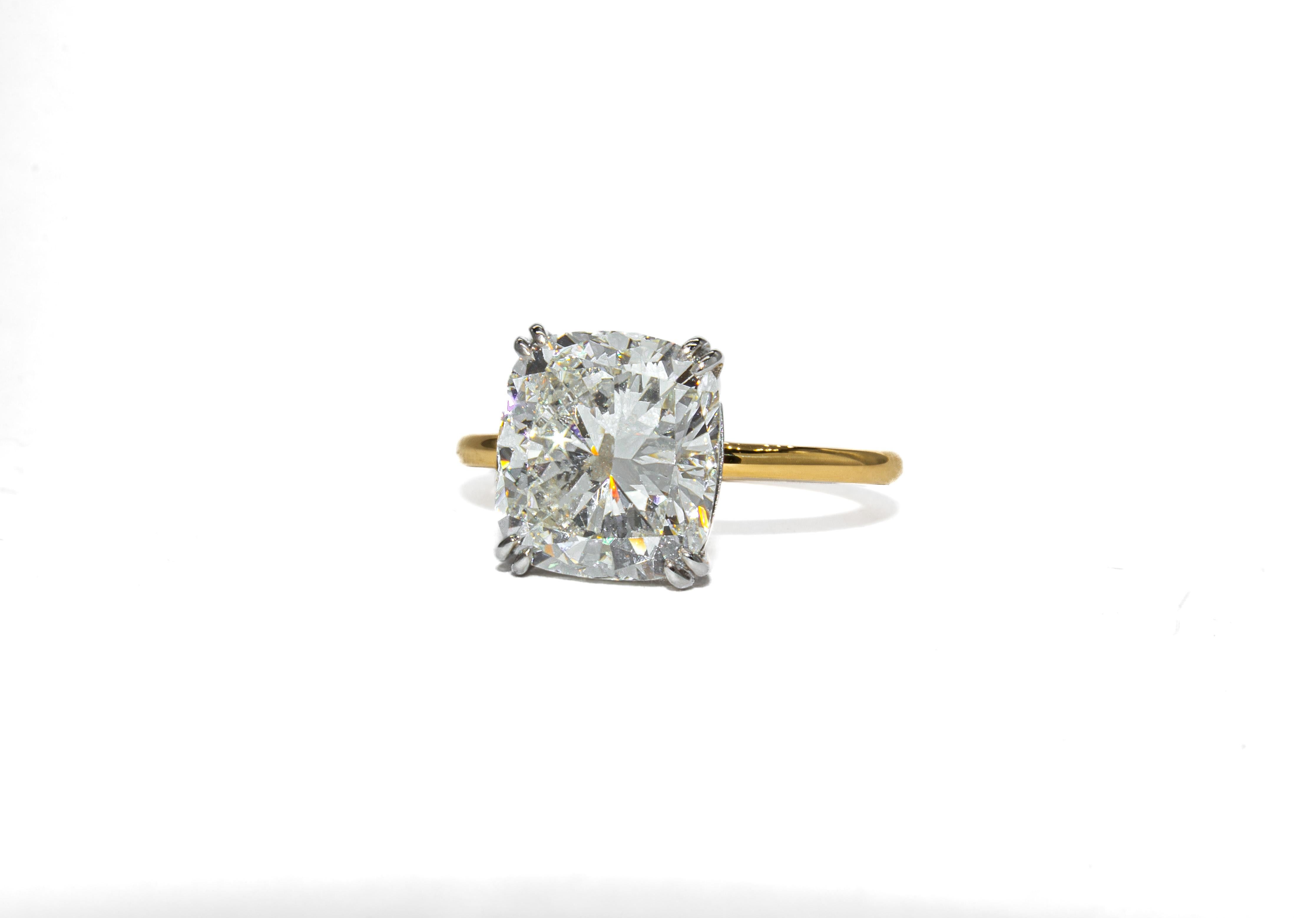 J. Birnbach GIA zertifiziert 4,01 Karat I VS2 Kissenschliff Diamant Solitär Ring für Damen oder Herren im Angebot