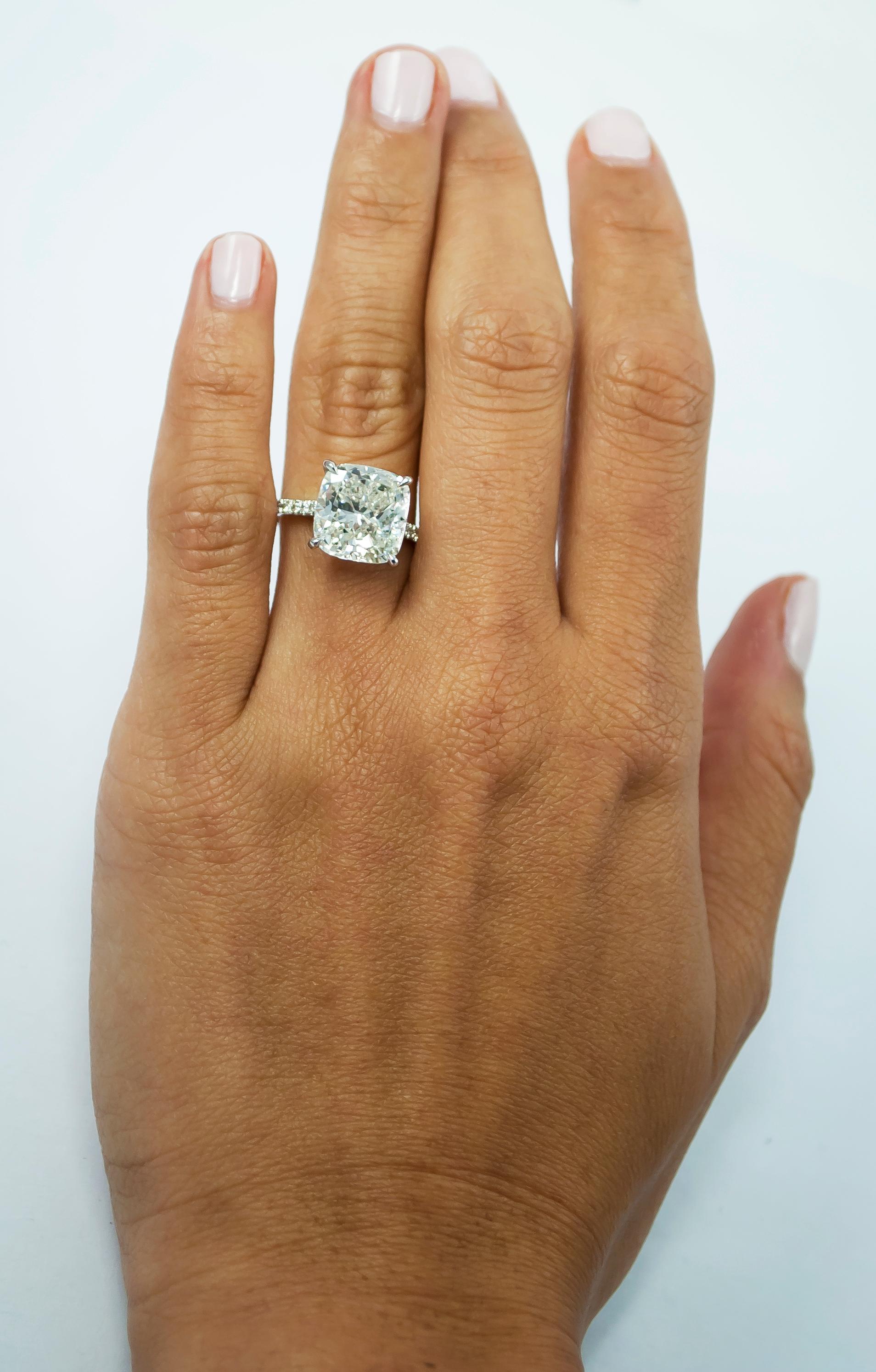J. Birnbach GIA Certified 5.02 Carat Cushion Diamond Engagement Ring In New Condition In New York, NY