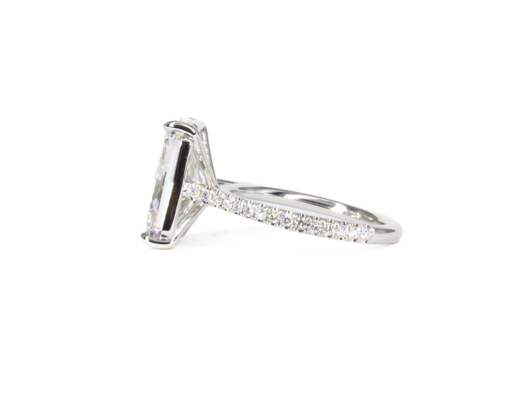 J. Birnbach GIA Certified 6.01ct Radiant Cut Internally Flawless Diamond Ring In New Condition For Sale In New York, NY