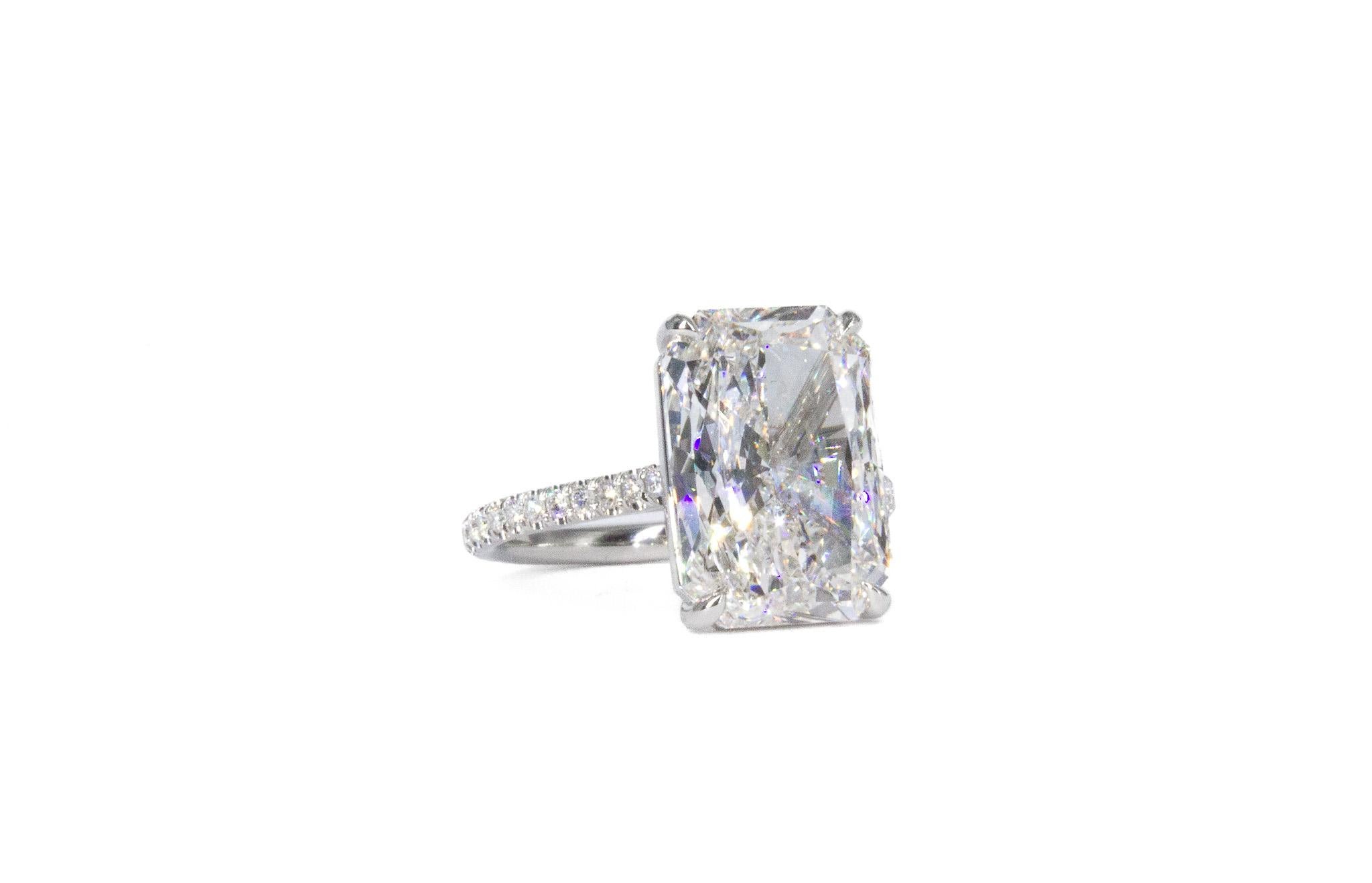 J. Birnbach GIA Certified 6.01ct Radiant Cut Internally Flawless Diamond Ring For Sale 1