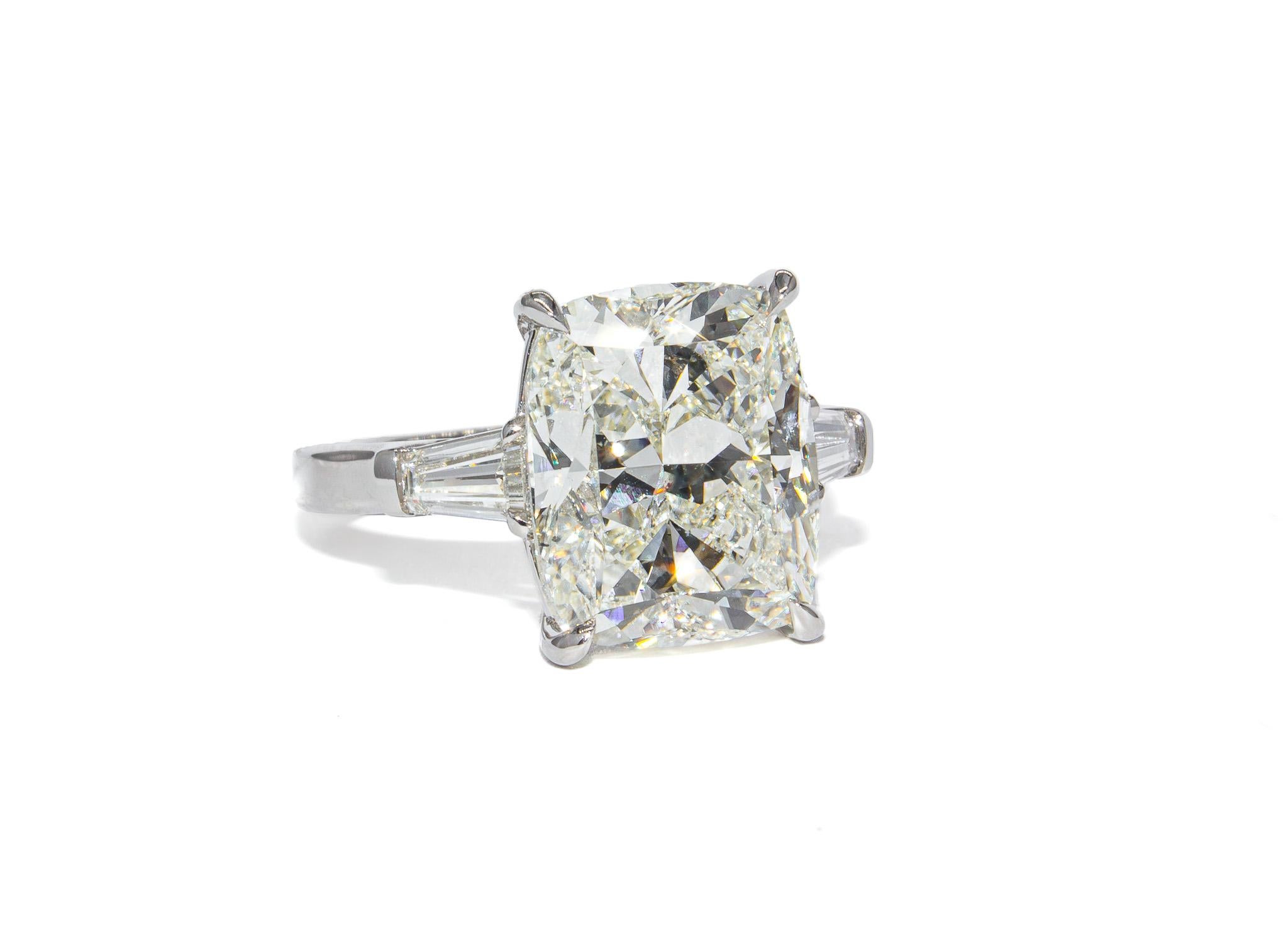 Contemporary J. Birnbach GIA Certified 7.02 Carat Cushion Cut Diamond Three-Stone Ring For Sale