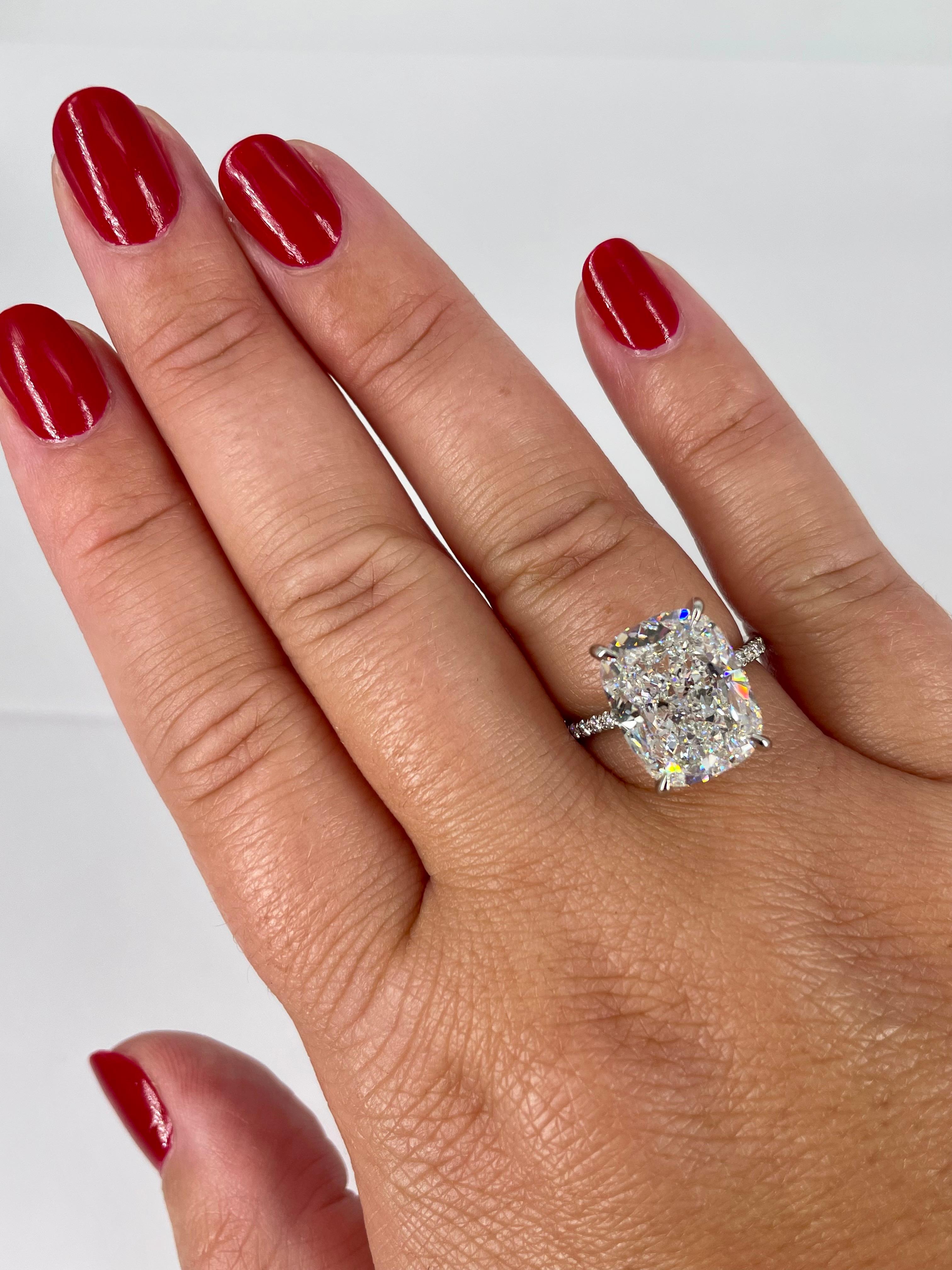 J. Birnbach Bague en diamant taille coussin de 8,02 carats certifié GIA D SI1 en vente 1