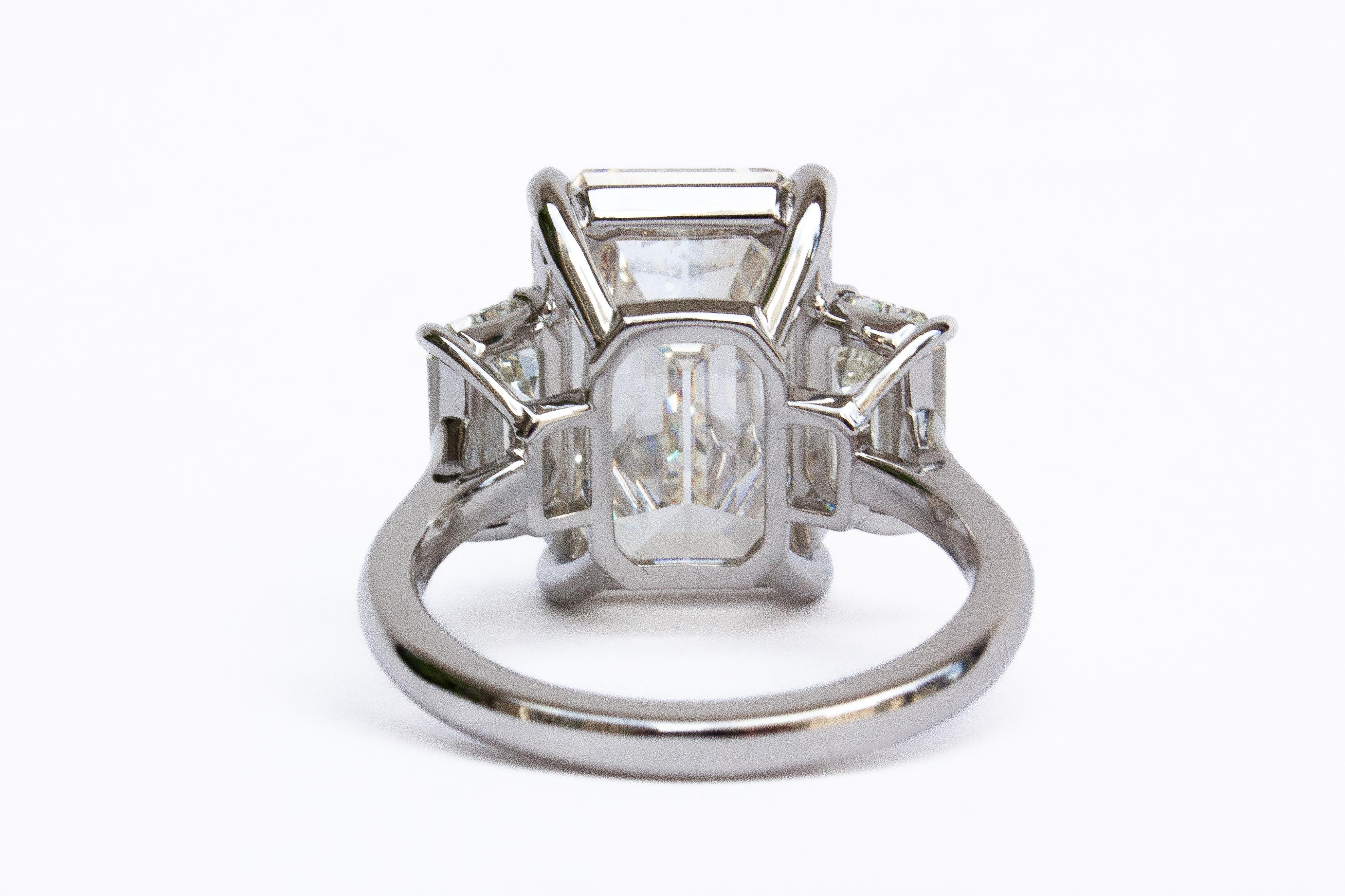 Women's or Men's J. Birnbach GIA Certified 8.04 Carat Emerald Cut Diamond Three-Stone Ring For Sale