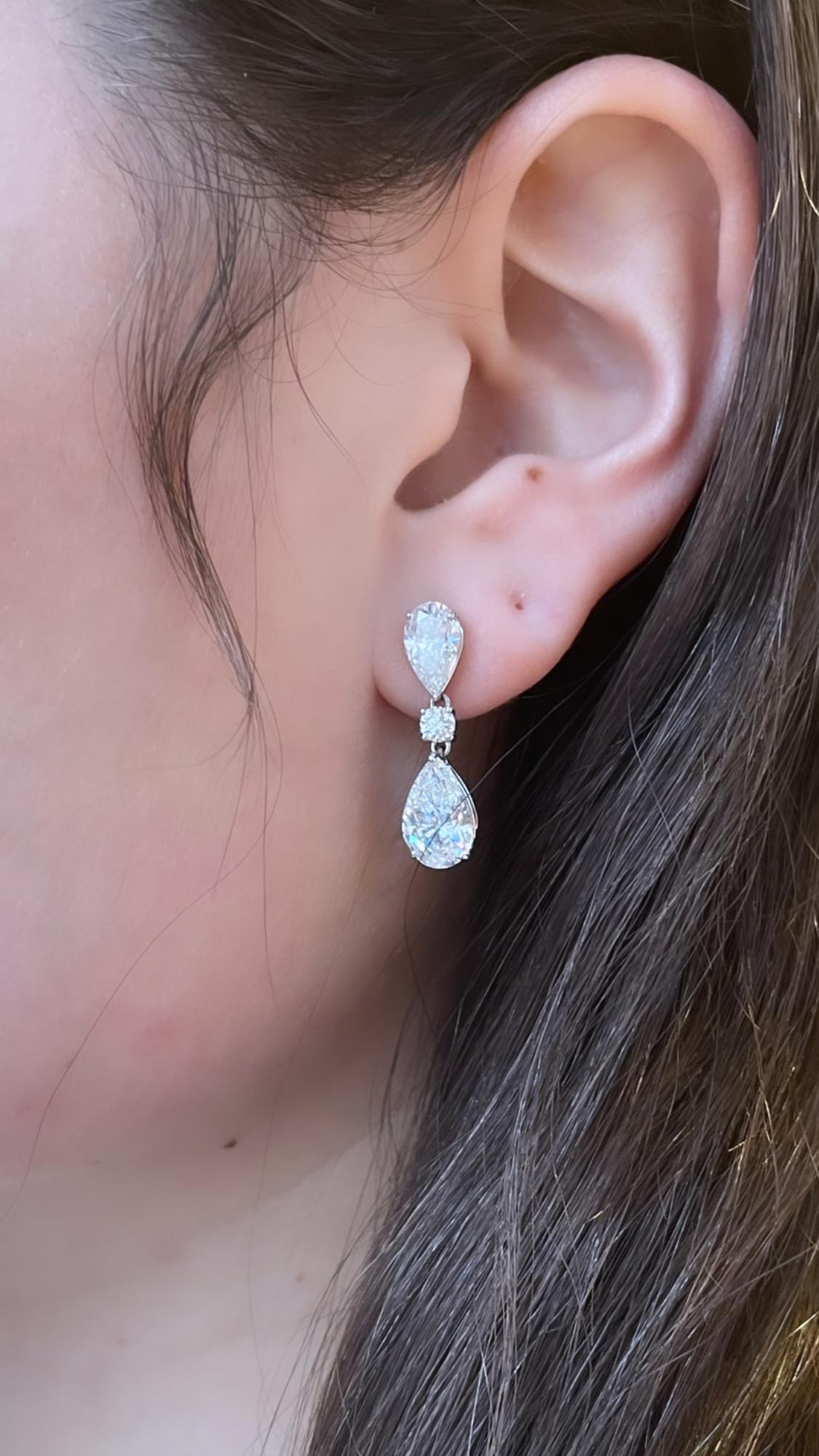 J. Birnbach GIA zertifiziert D Farbe 6.53 Karat Birne Form Diamant Tropfen Ohrringe im Zustand „Neu“ im Angebot in New York, NY