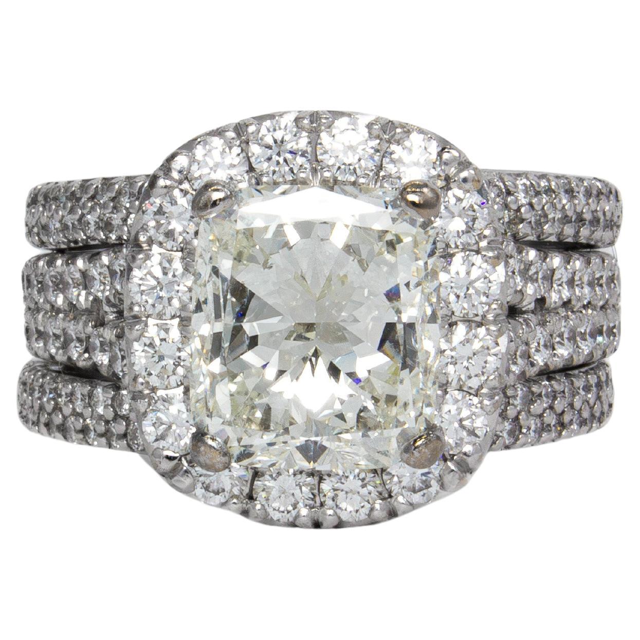 J. Birnbach GIA Certified K SI2 Cushion Cut Diamond Halo Ring en vente