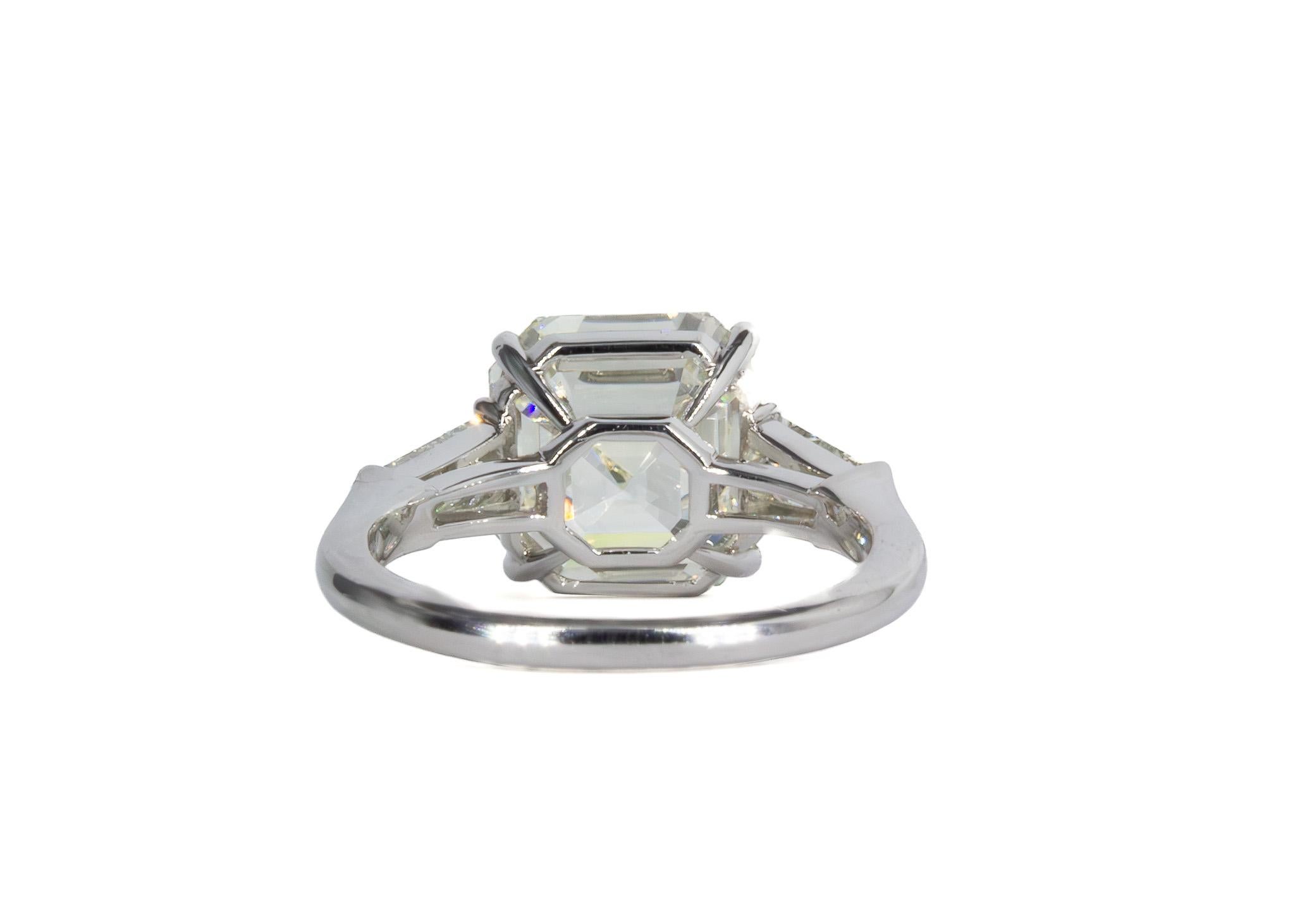 J. Birnbach GIA Certified K VS2 7.00 Carat Asscher Cut Diamond Three-Stone Ring In New Condition For Sale In New York, NY