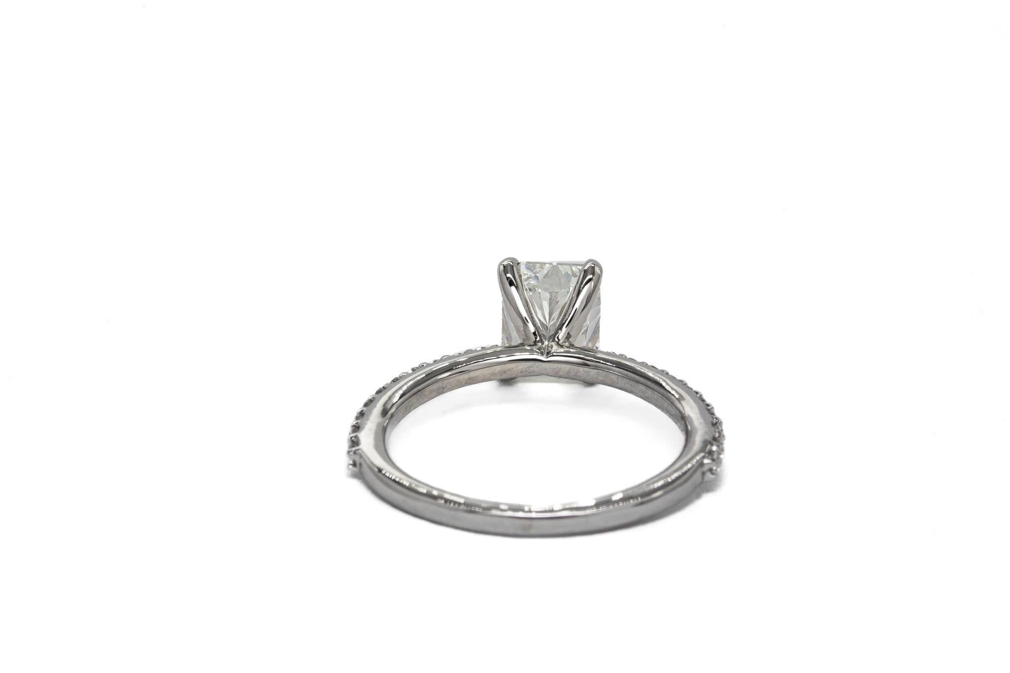 J. Birnbach GIA zertifiziert1,70 Karat I VS2 Diamant Solitär Ring mit Strahlenschliff im Zustand „Neu“ im Angebot in New York, NY