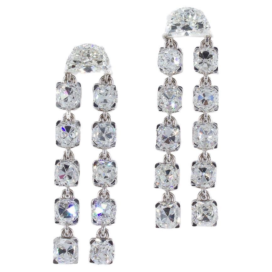 J. Orecchini a goccia Chandelier Birnbach con mezza luna e vecchio minatore da 5,17 carati in vendita