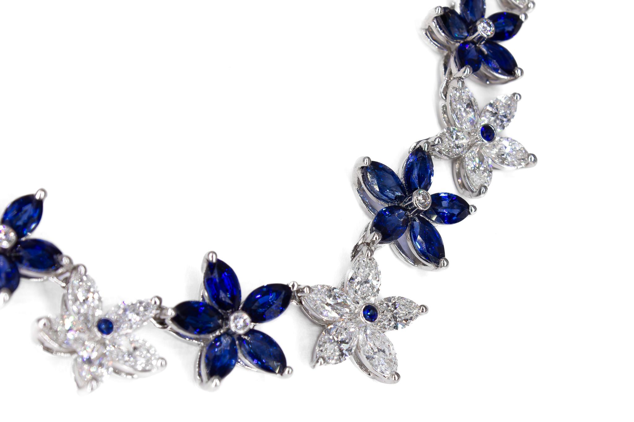 Contemporaneo J. Birnbach Collana con motivo floreale in zaffiri e diamanti marquise in vendita