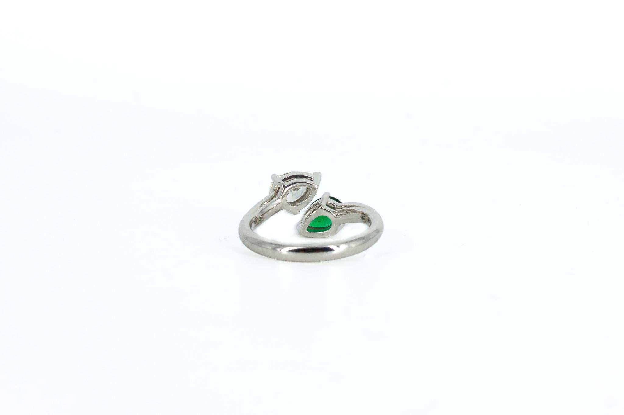 Pear Cut J. Birnbach Toi et Moi GIA Certified H VS1 Diamond and Emerald Ring For Sale