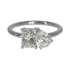 J. Birnbach Toi et Moi Diamantring mit zwei Steinen, 0,51 Karat birnenförmiger und 0,90 Karat strahlender