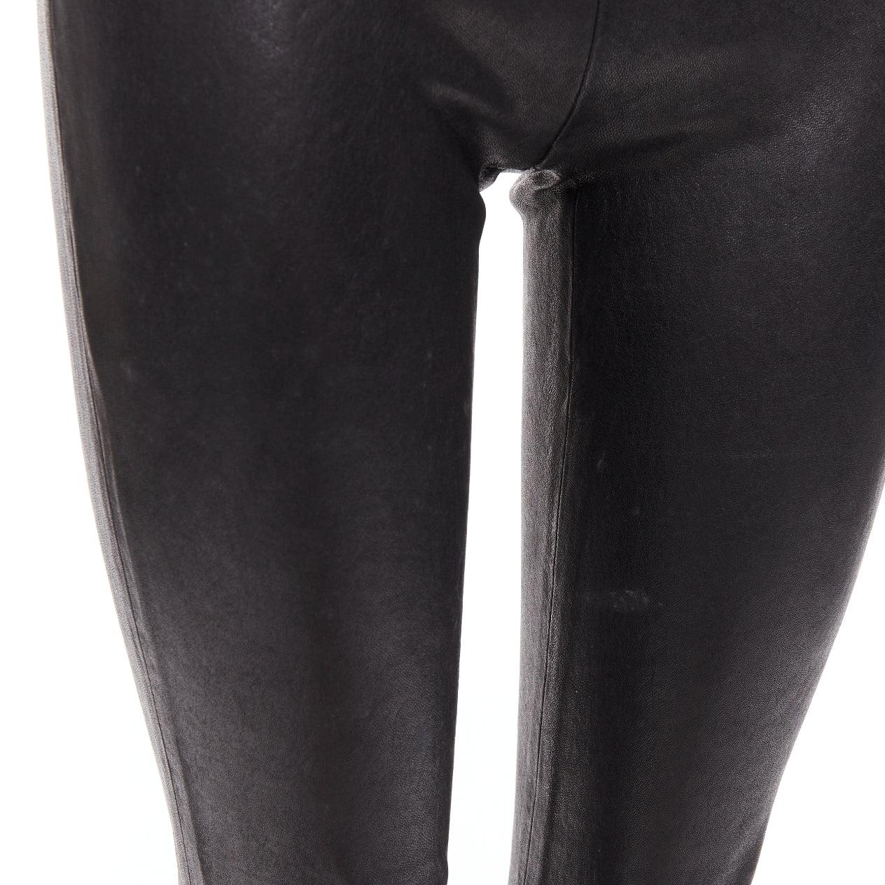 J BRAND pantaloni a zampa in pelle di agnello nera S in vendita 2