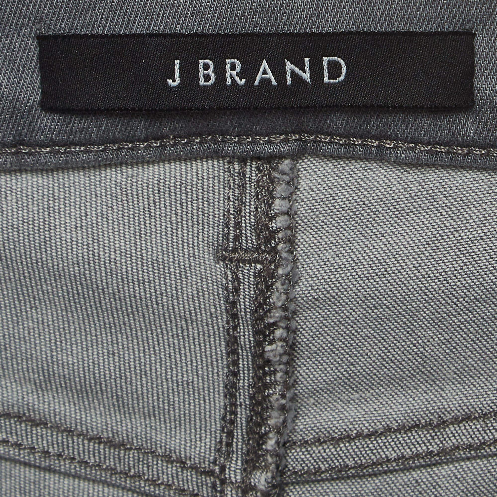 Jean Brandely Jean skinny en denim déchiré à ourlet contrasté M Taille 29 Bon état - En vente à Dubai, Al Qouz 2