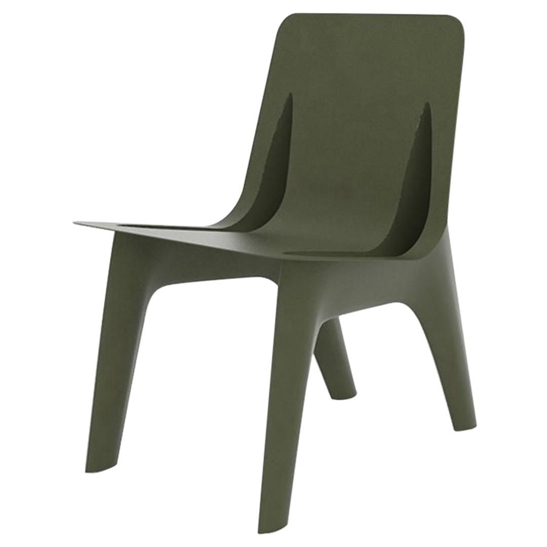 Chaise J-Chair de salle à manger en acier au carbone poli de couleur vert olive par Zieta