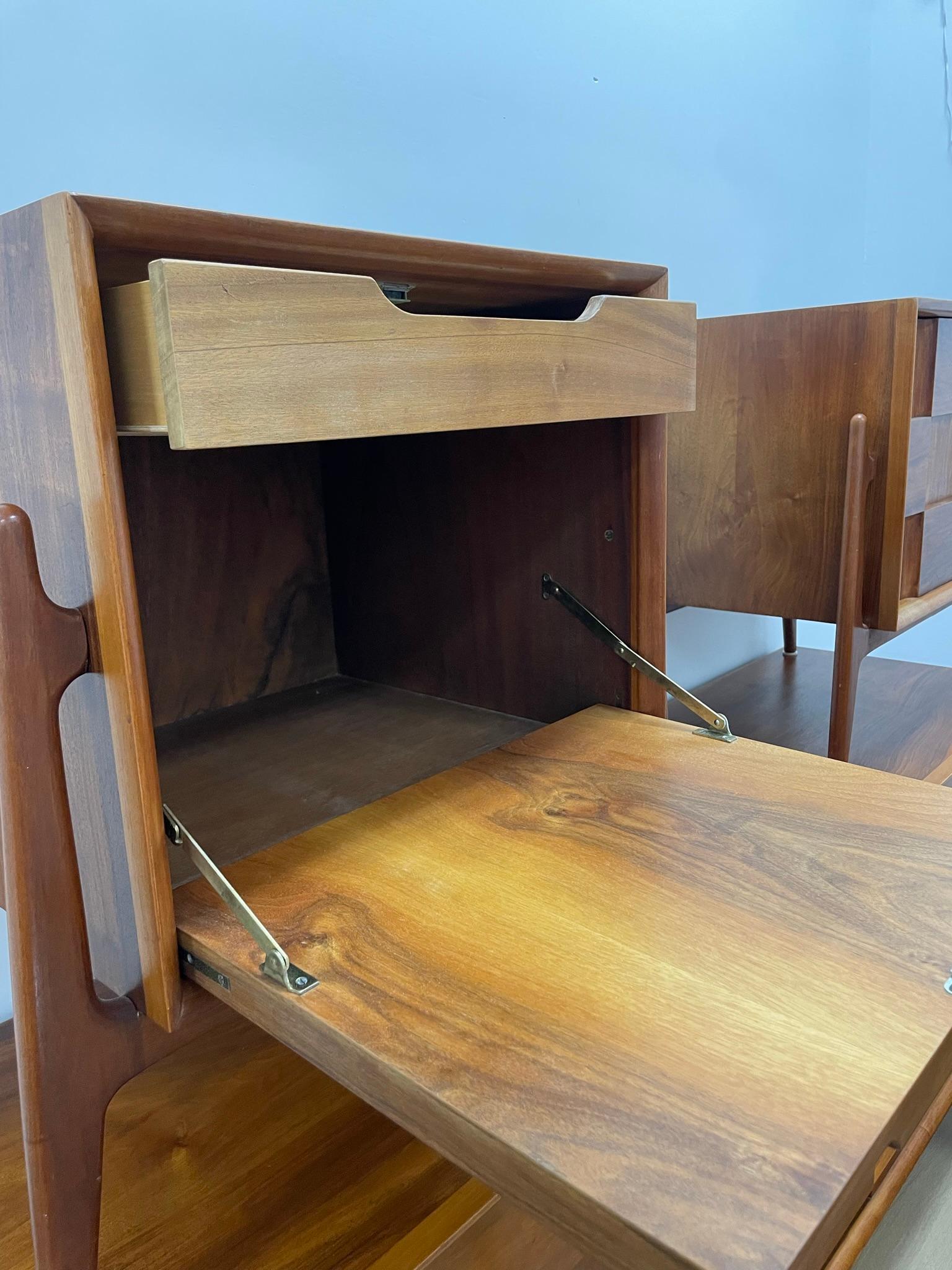 J Clausen for Brande Mobelfabrik Nightstands, a Pair In Good Condition In Fort Lauderdale, FL
