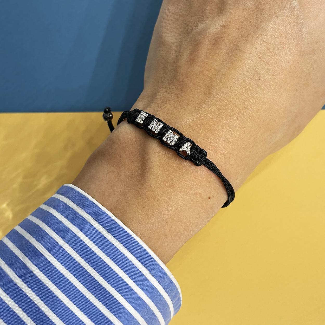 J - Customizable Letter / Name Bracelet in White Gold and White Diamonds Gift In New Condition For Sale In Bergamo, BG