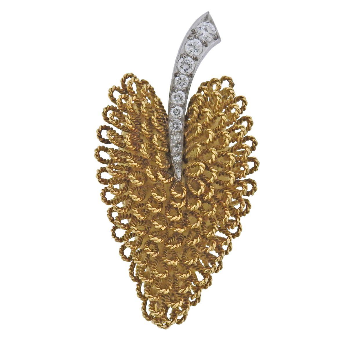 J. E. Caldwell France Mid Century Gold Diamond Leaf Earrings Brooch Set For Sale 3
