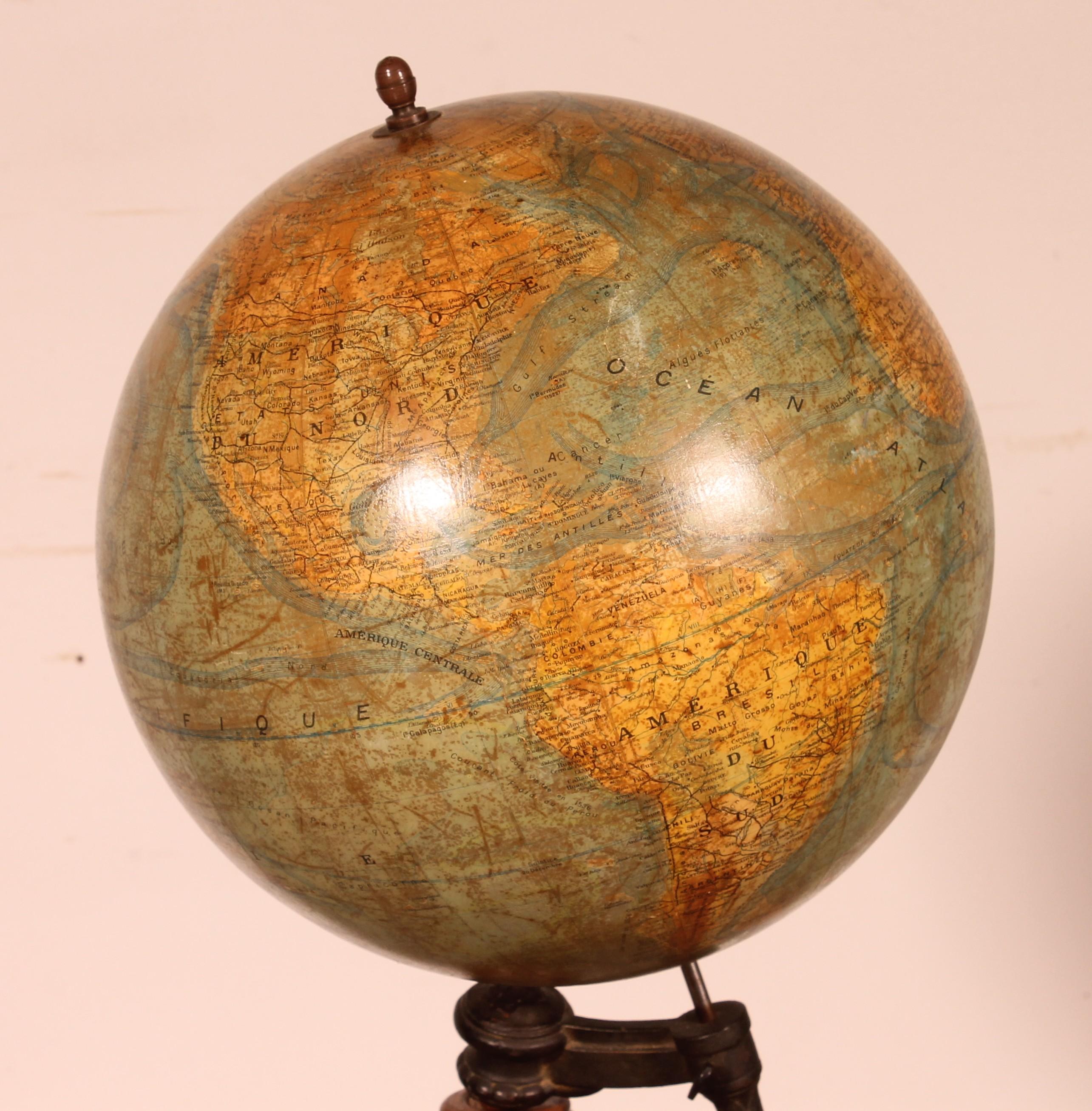 J. Forest A' Paris Globe de bibliothèque du 19ème siècle Bon état - En vente à Brussels, Brussels