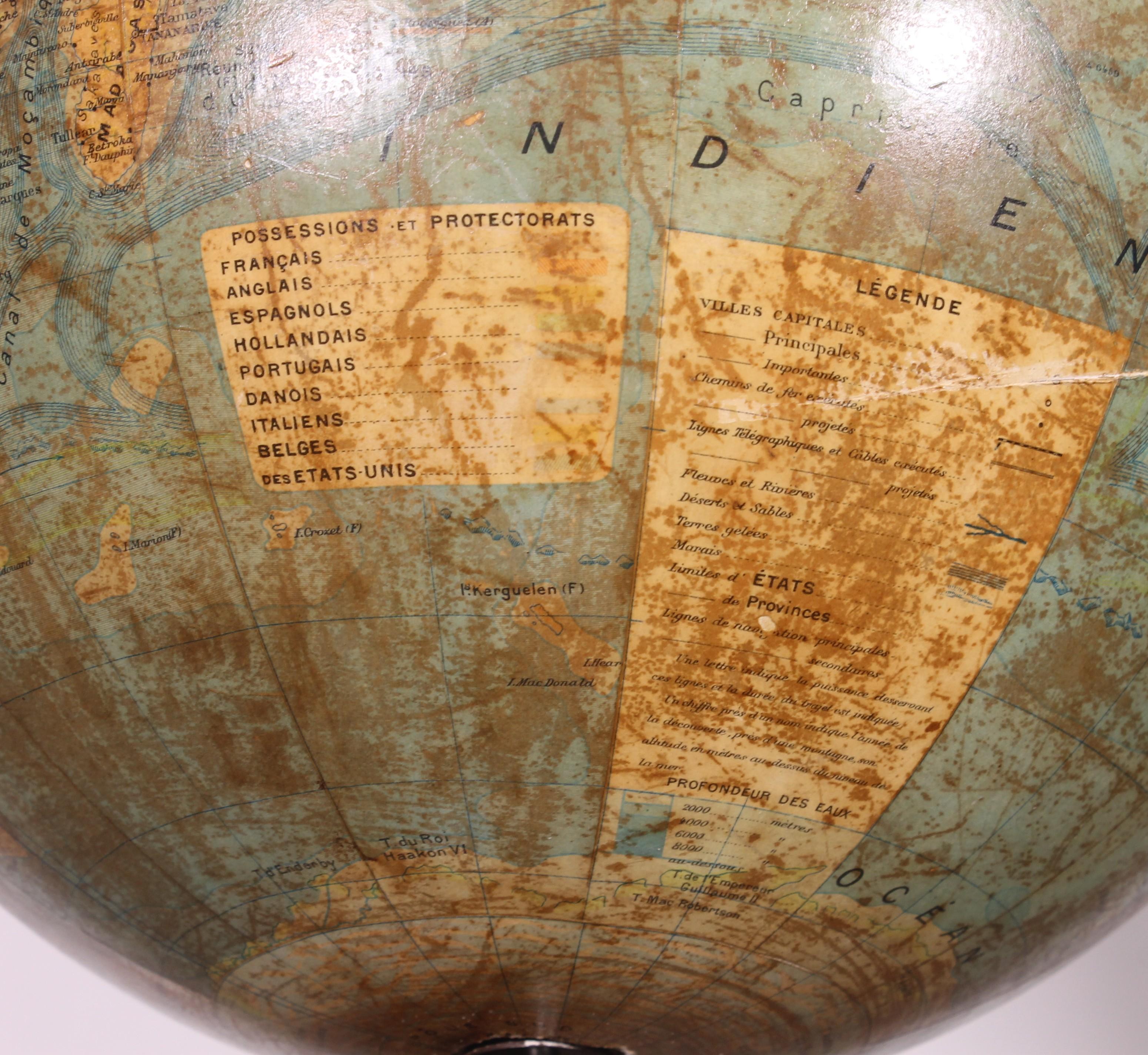 J. Forest A' Paris Globe de bibliothèque du 19ème siècle en vente 2