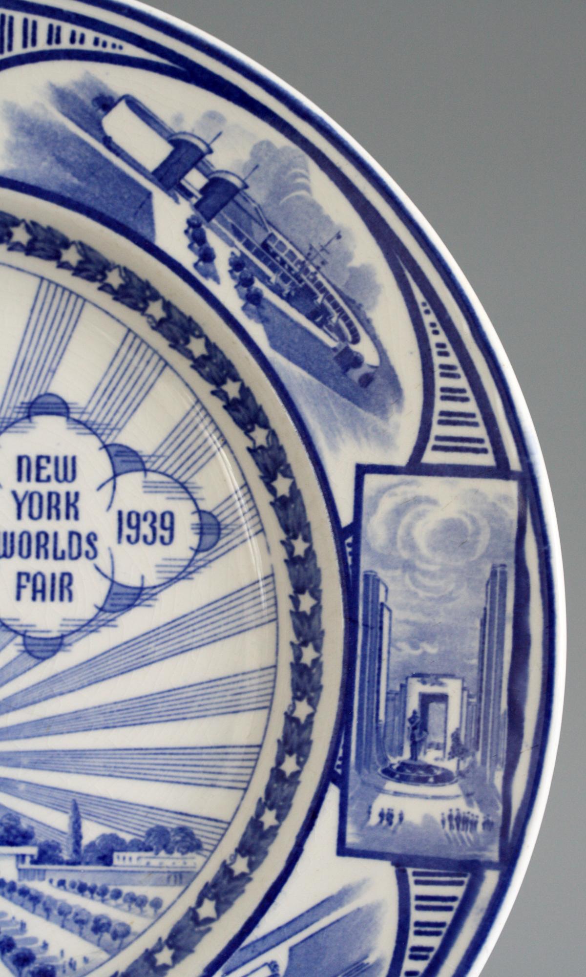 English J & G Meakin New York Worlds Fair Commemorative Pottery Plate, 1939