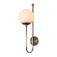 Aplique de pared con cúpula de cristal J by Lamp Shaper