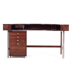 Bureau danois du milieu du siècle en bois de rose J H Quistgaard pour Lovig