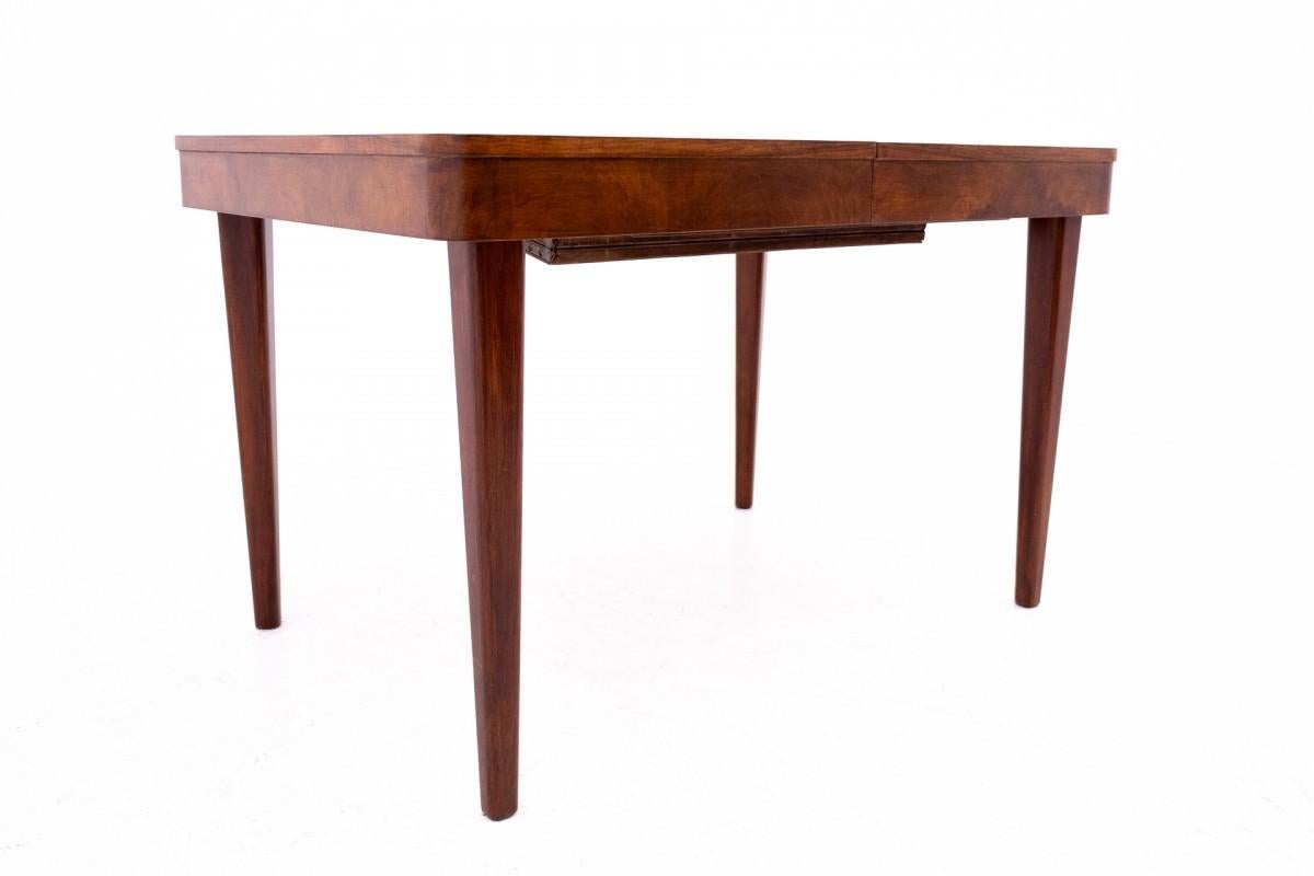 J Halabala table from the 1930s, Czechoslovakia. In Good Condition For Sale In Chorzów, PL