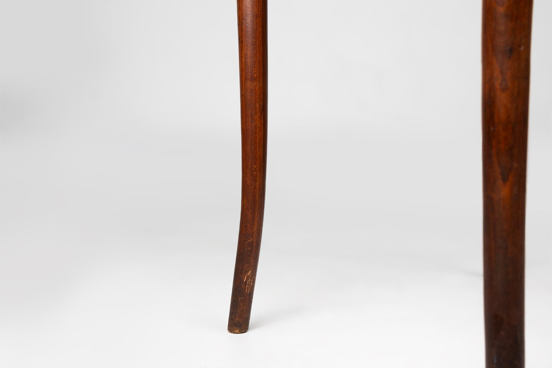J. & J. & J. Kohn Jugendstil-Beistelltisch aus Bugholz, Österreich ca. 1910 im Angebot 2