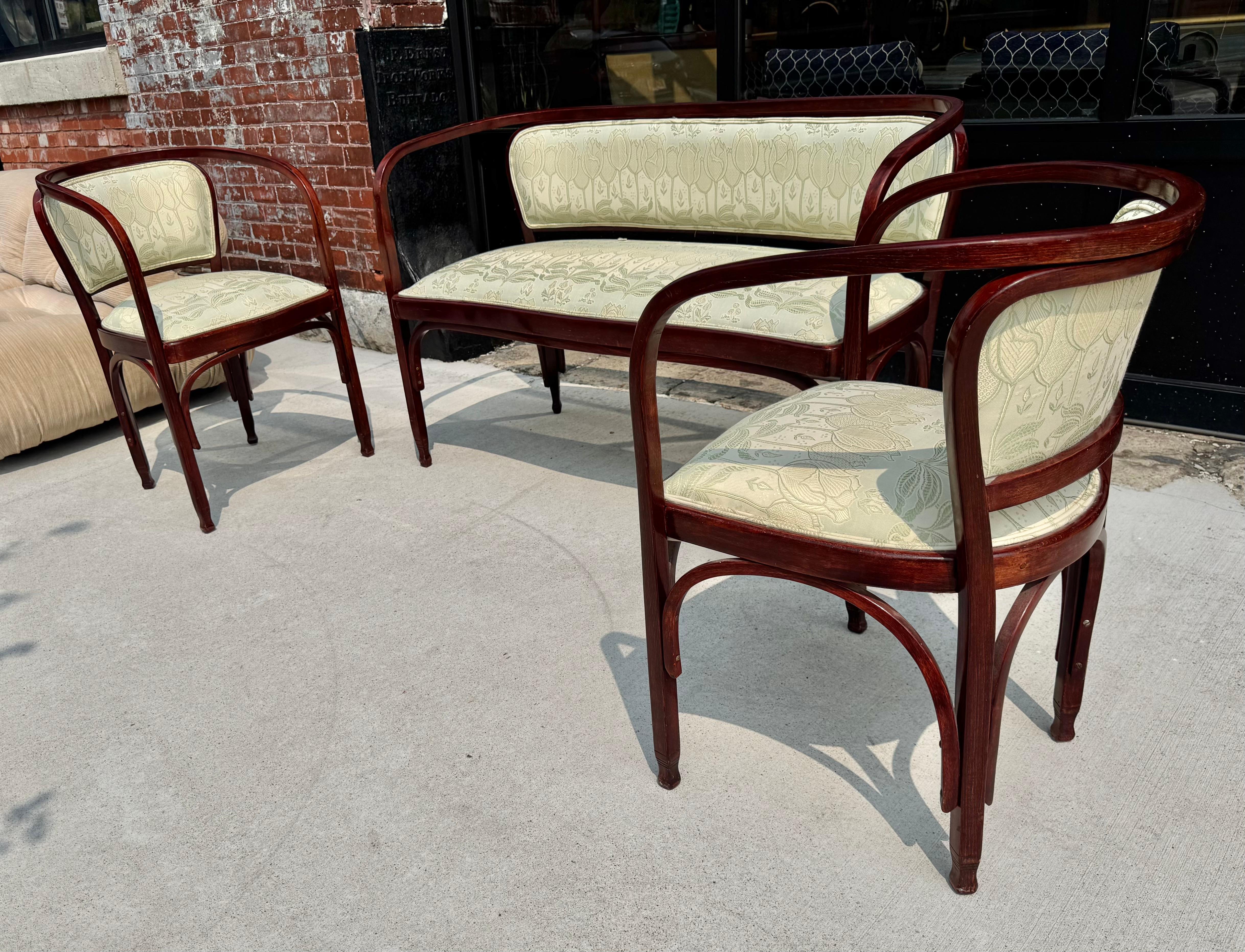J &J Kohn Bentwood Salon Suite by Gustav Siegel early 1900's For Sale 5