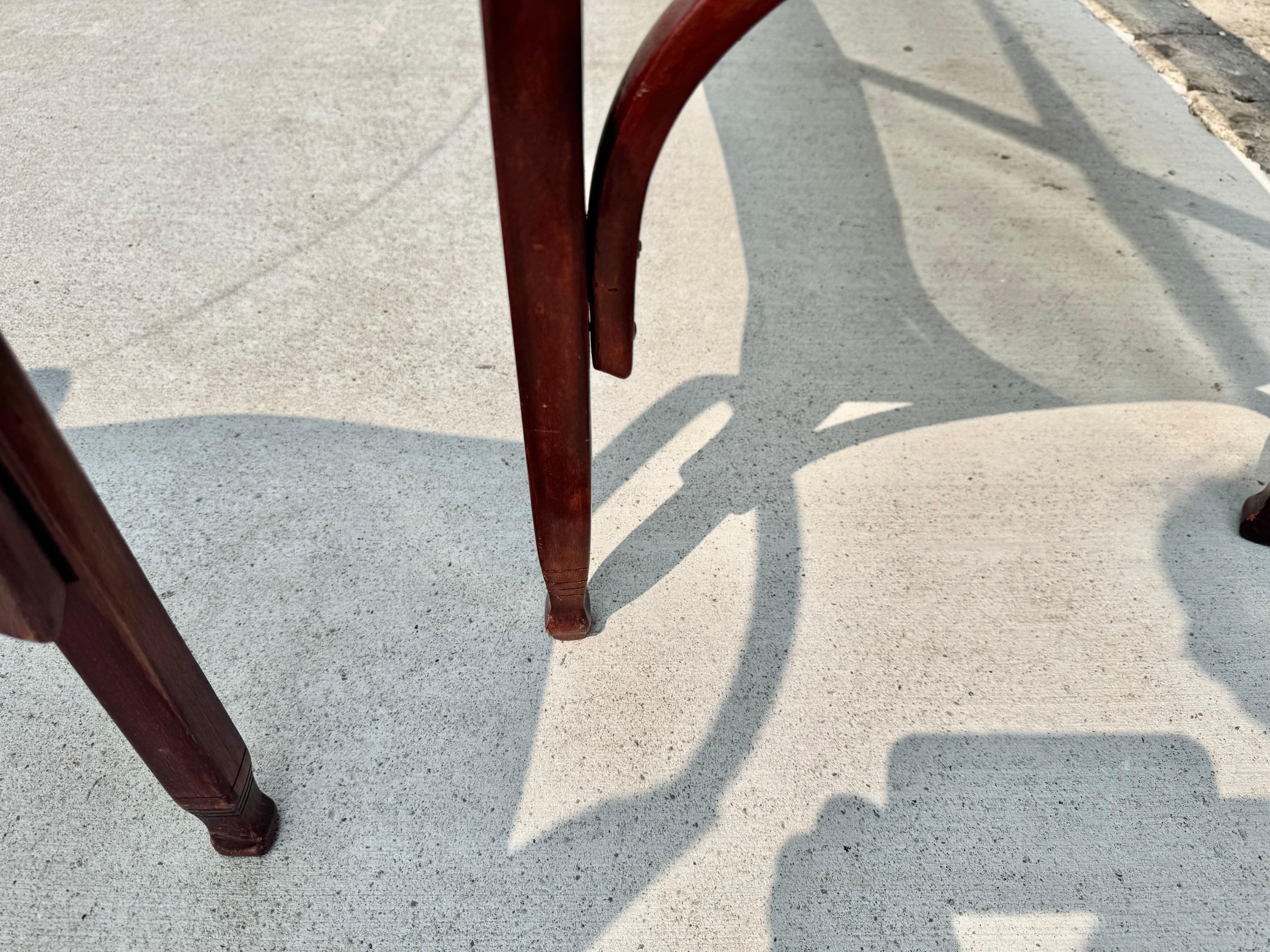 J &J Kohn Bentwood Salon Suite by Gustav Siegel early 1900's For Sale 2
