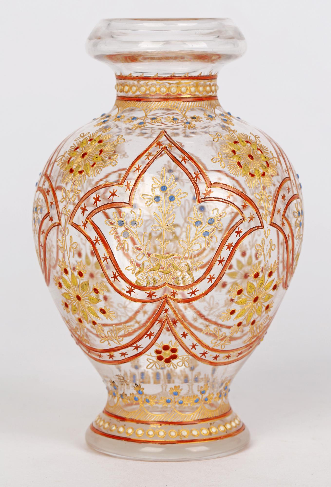 Verre brun Vase viennois émaillé de style persan J & L Lobmeyr en vente