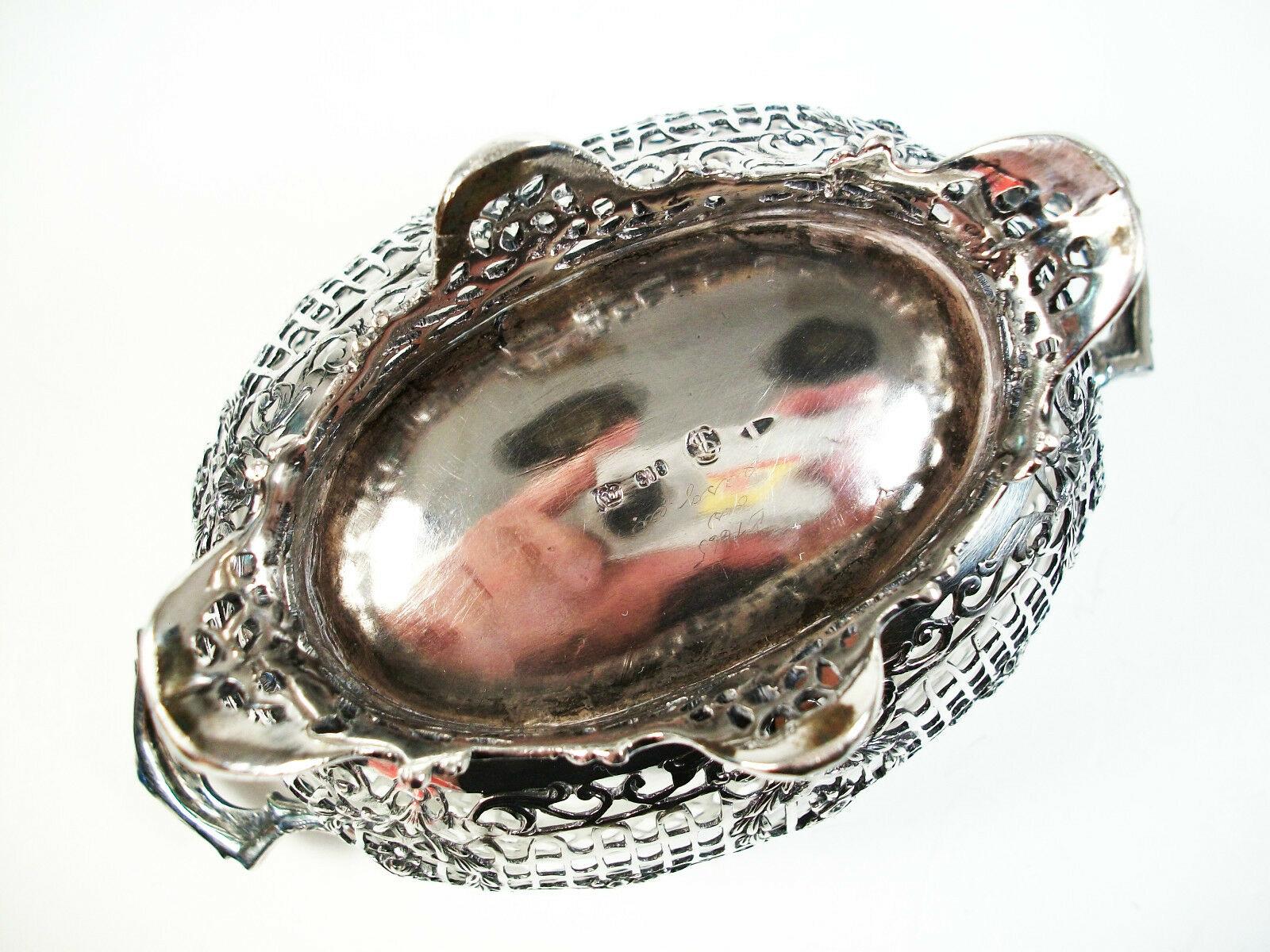 J. L. Schlingloff, German Silver Basket with Glass Liner, Early 20th Century For Sale 2