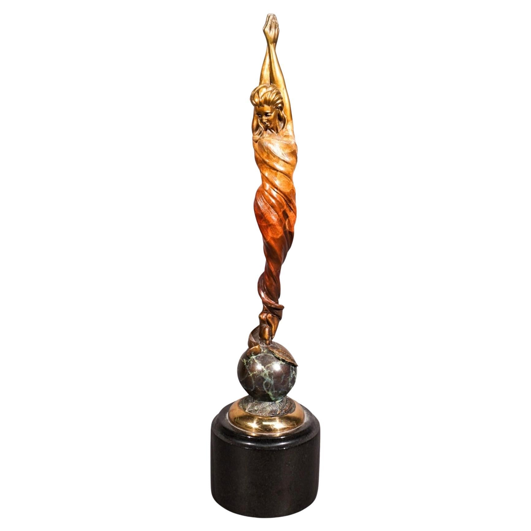J Lacasse ( B. A. B. 1948), Scultura in bronzo della compassione, firmata, 21/50 in vendita