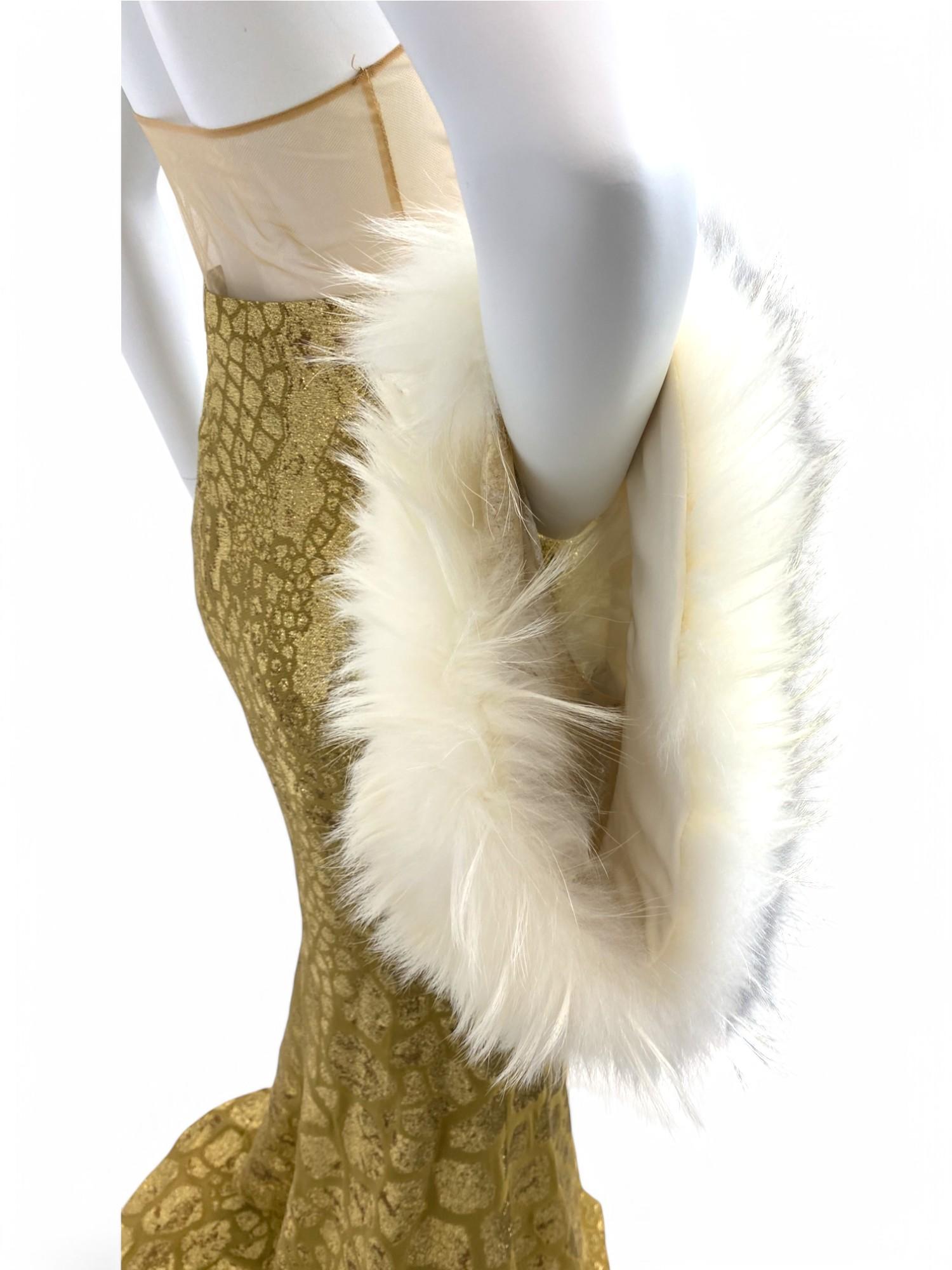 J Mendel Fur and Silk Waistcoat Sz: 4 For Sale 10