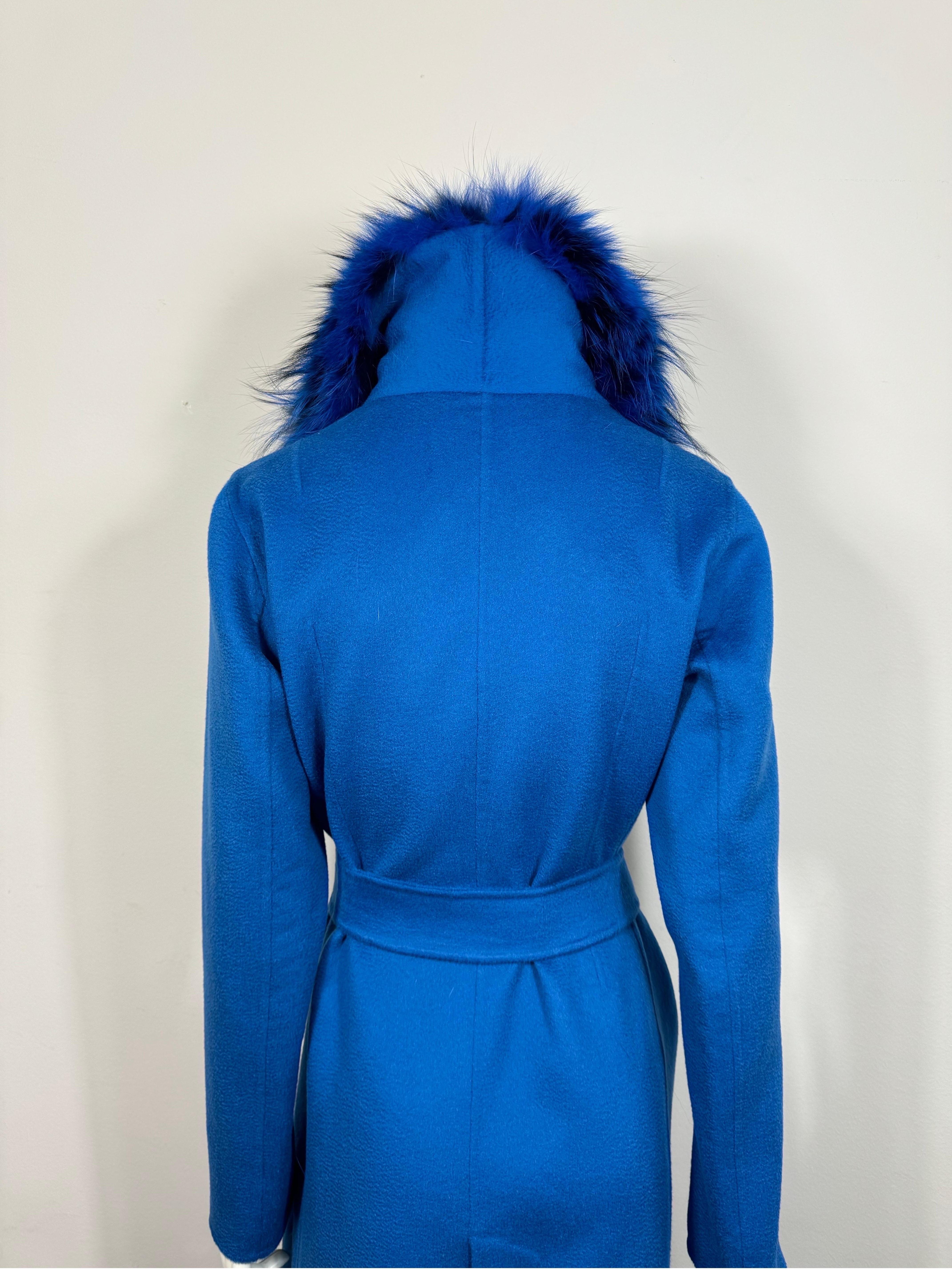 J Mendel Runway Fall 2016 Azure Cashmere Coat with Fox Fur Collar-Size Small-NWT For Sale 7