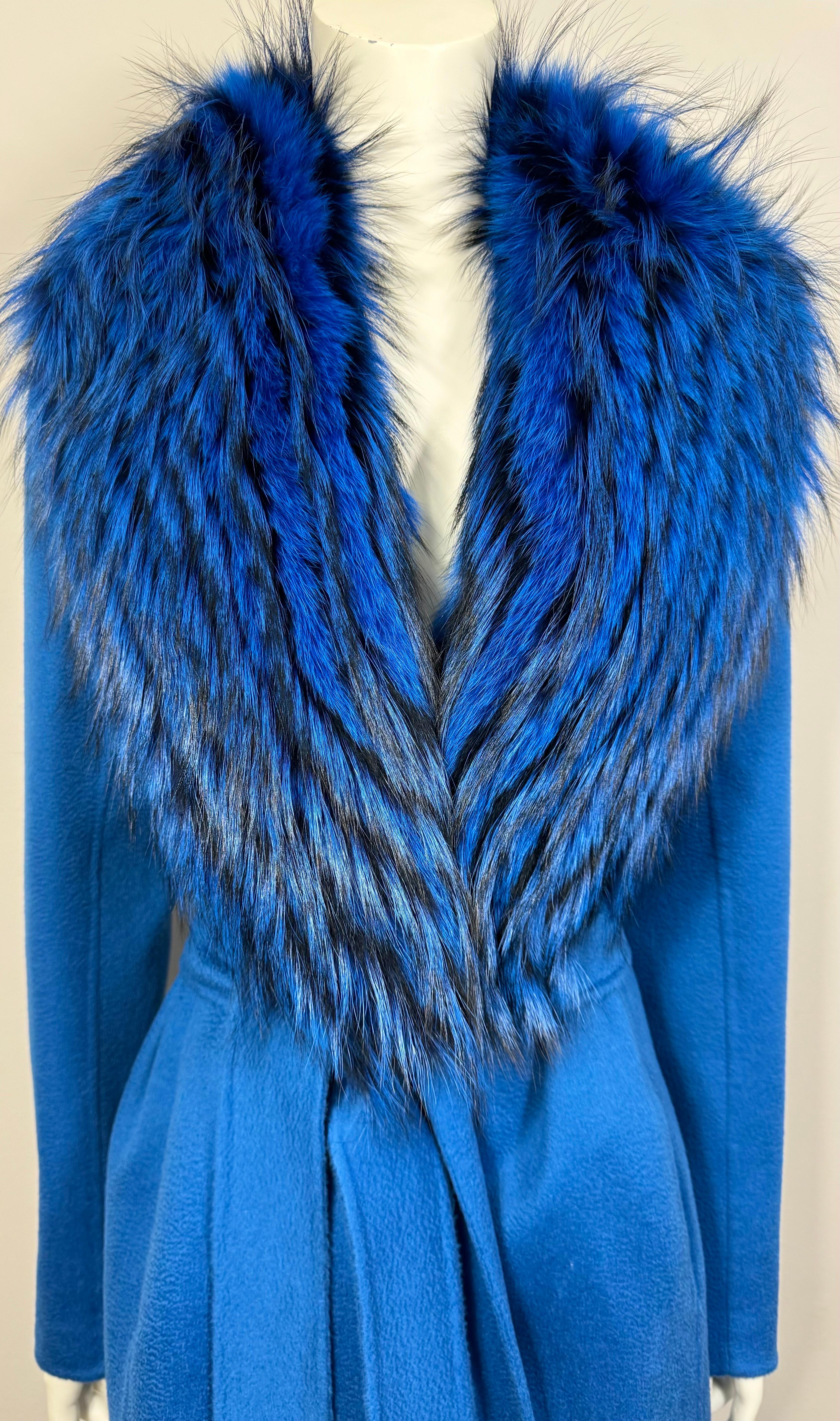 J Mendel Runway Fall 2016 Azure Cashmere Coat with Fox Fur Collar-Size Small-NWT For Sale 2