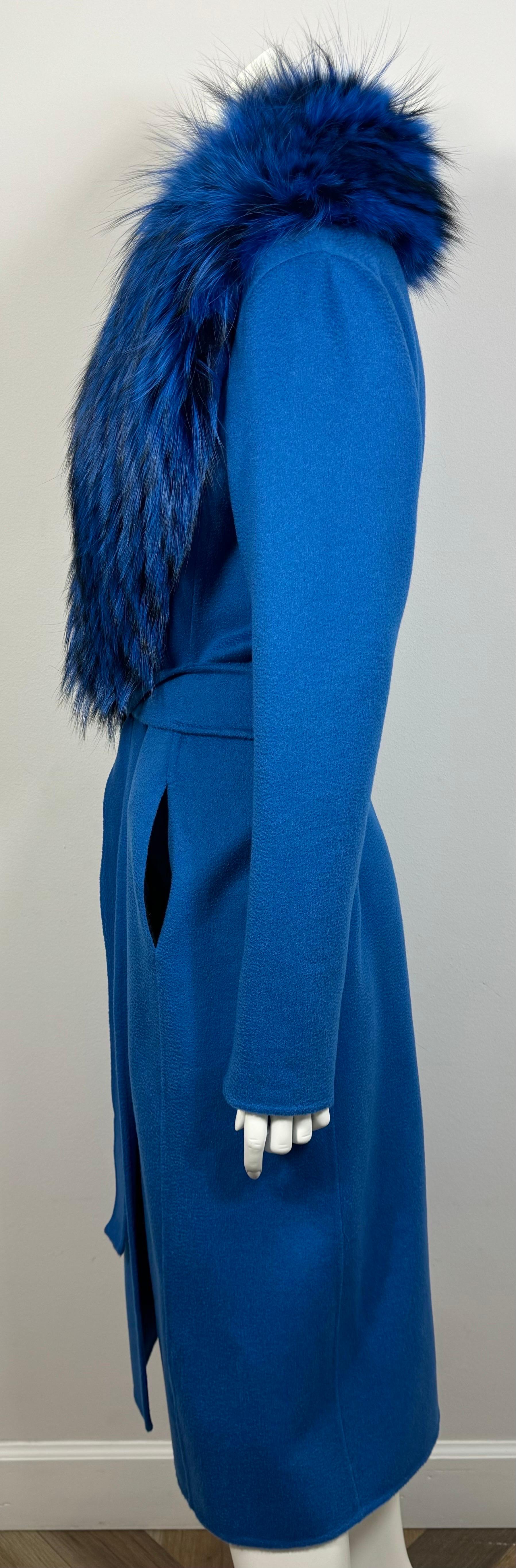 J Mendel Runway Fall 2016 Azure Cashmere Coat with Fox Fur Collar-Size Small-NWT For Sale 4