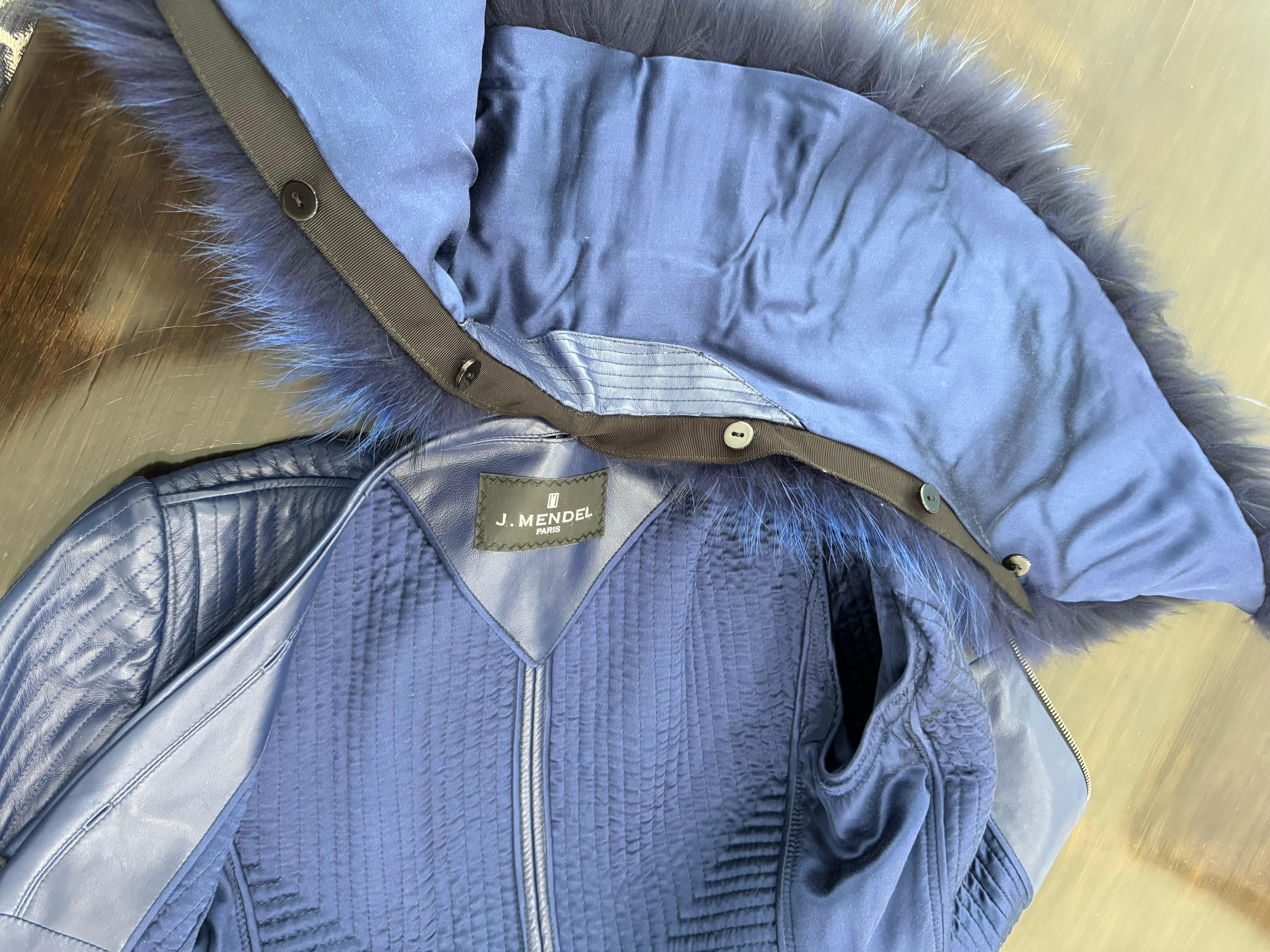 J Mendel Laufsteg Pre Fall 2014 Blaues gestepptes Ledermantelkleid mit Pelzkragen-Kleid-Größe 4 im Angebot 9
