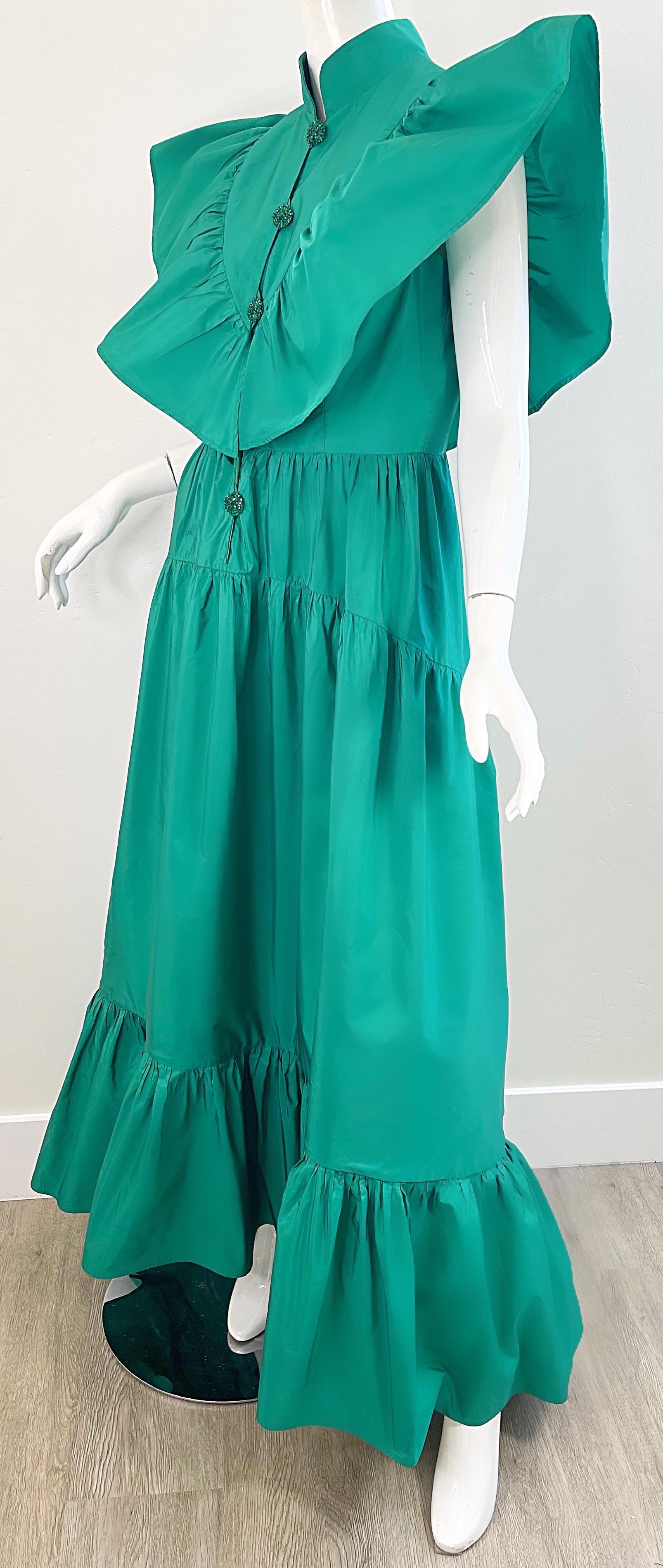 J. Perez Valette 2022 Kelly Green Avant Garde Silk Taffeta Rhinestone Gown Dress For Sale 8