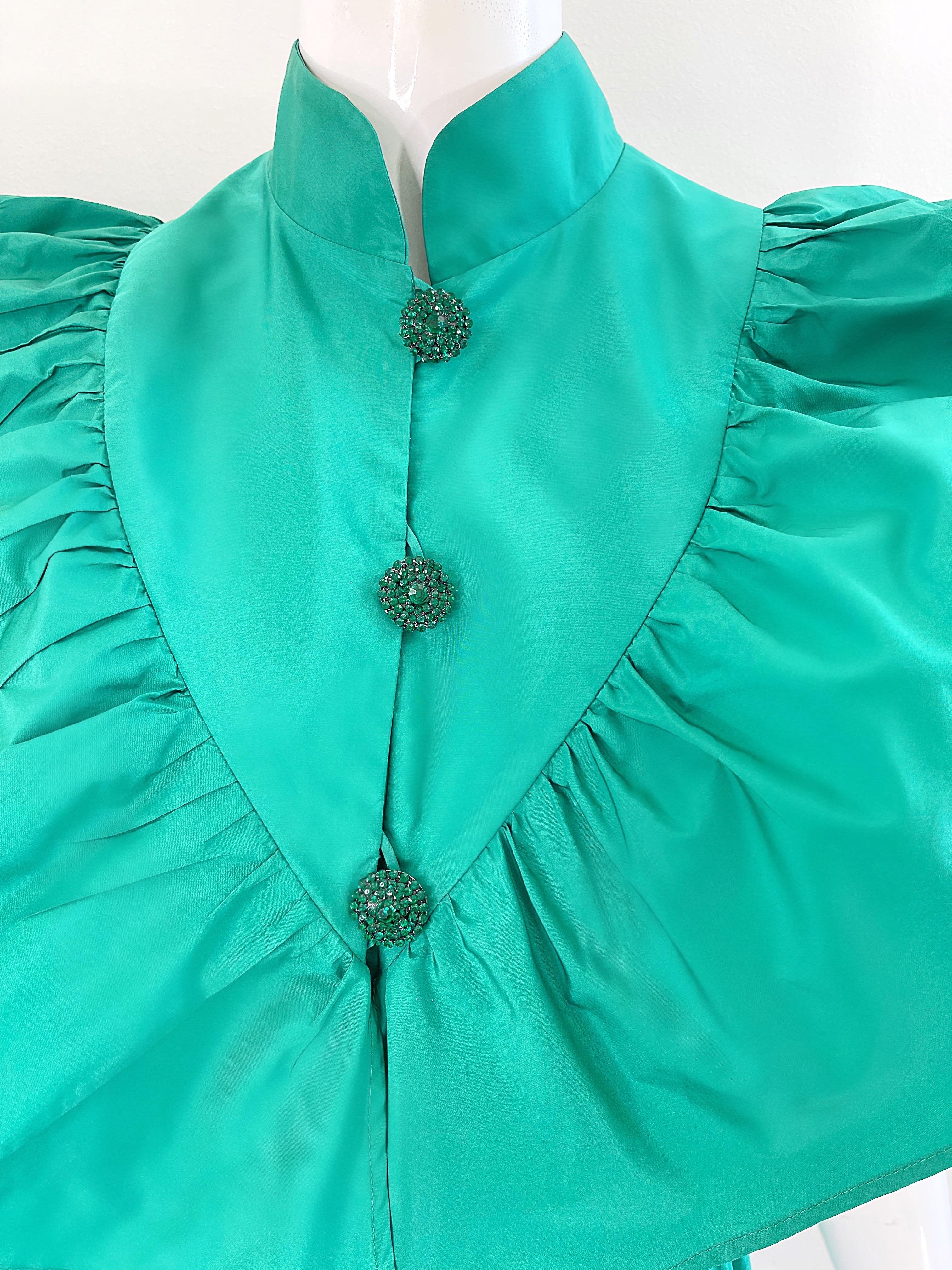 Women's J. Perez Valette 2022 Kelly Green Avant Garde Silk Taffeta Rhinestone Gown Dress For Sale