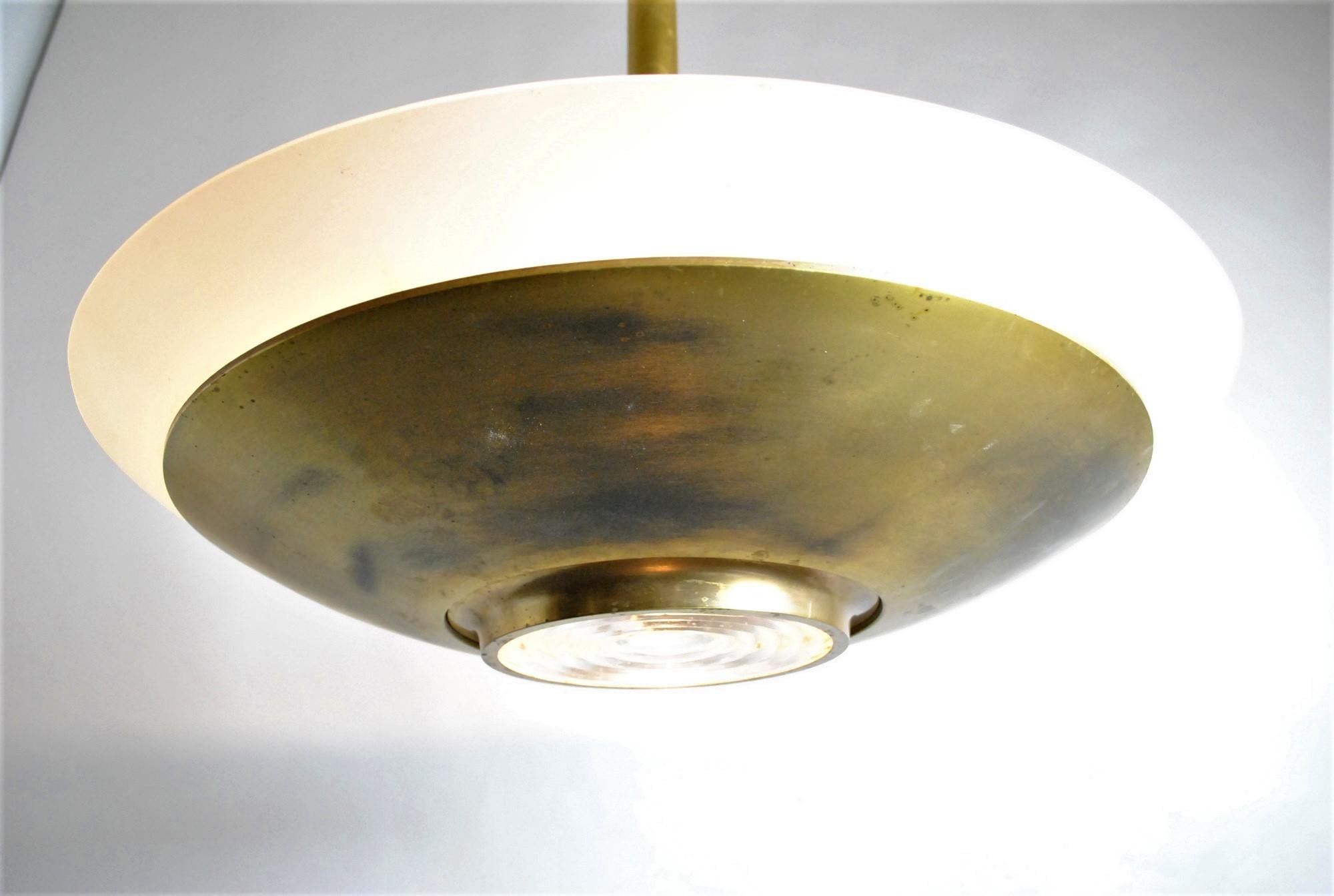 J Perzel, Large Chandelier In Brass And Glass, Art Deco, 1st Half Of The 20th Ce For Sale 7