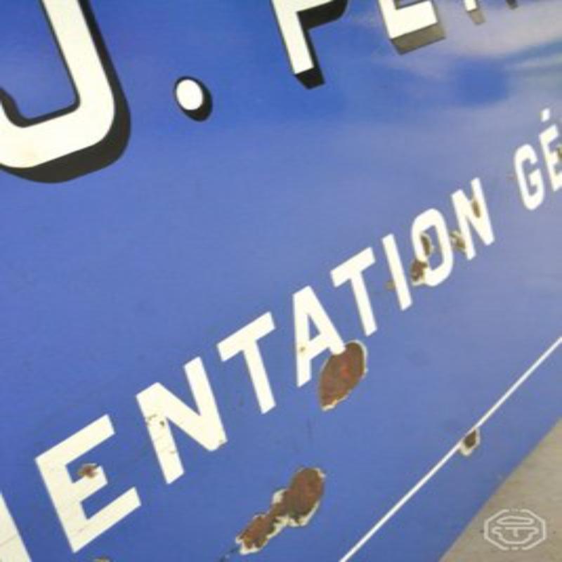 20ième siècle J. Petit Sign, France, années 1940 en vente