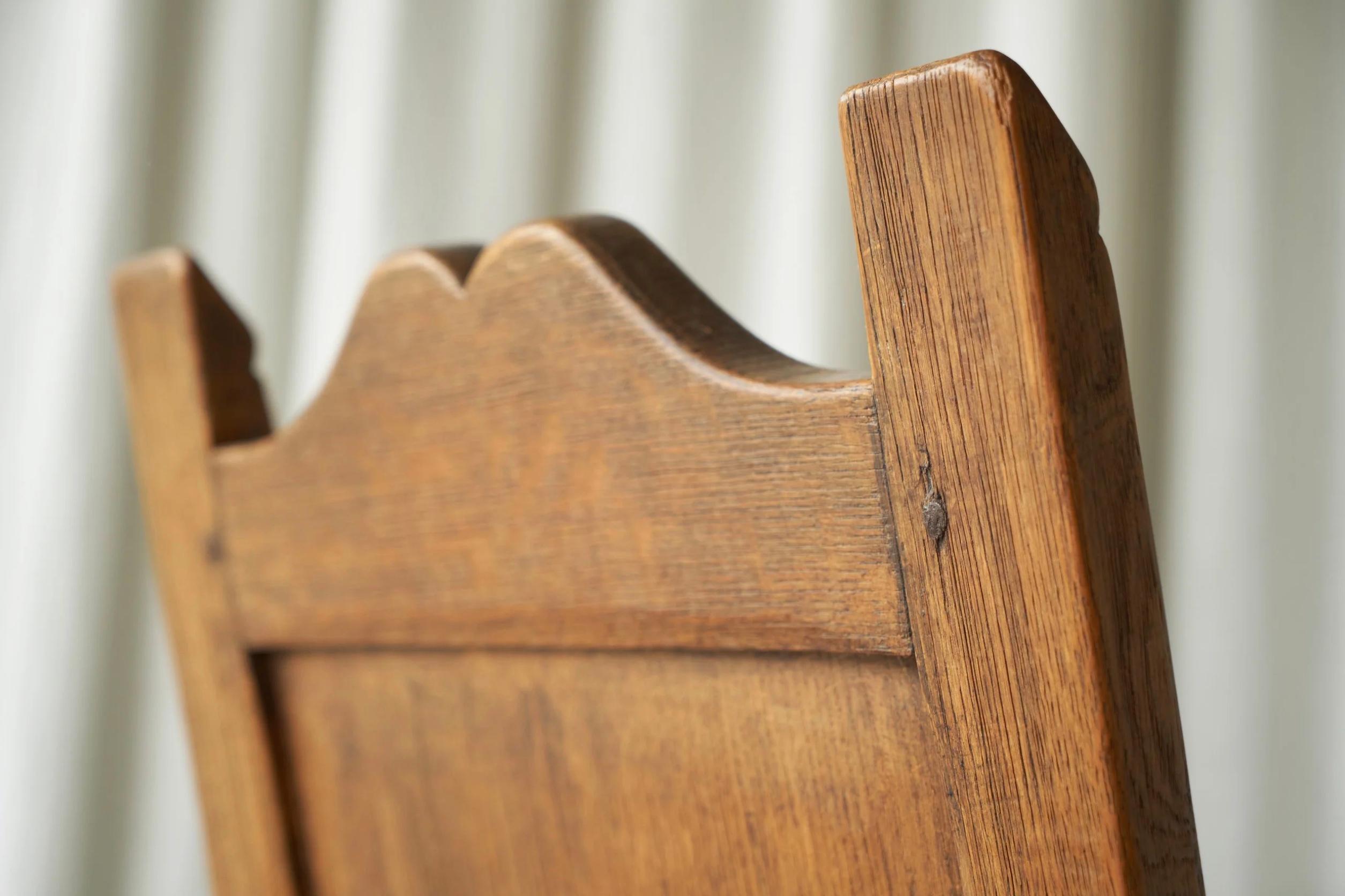 J. R. Hoogezand Traditioneller, volkstümlicher Sessel aus Eiche, Niederlande 1930er Jahre im Angebot 2