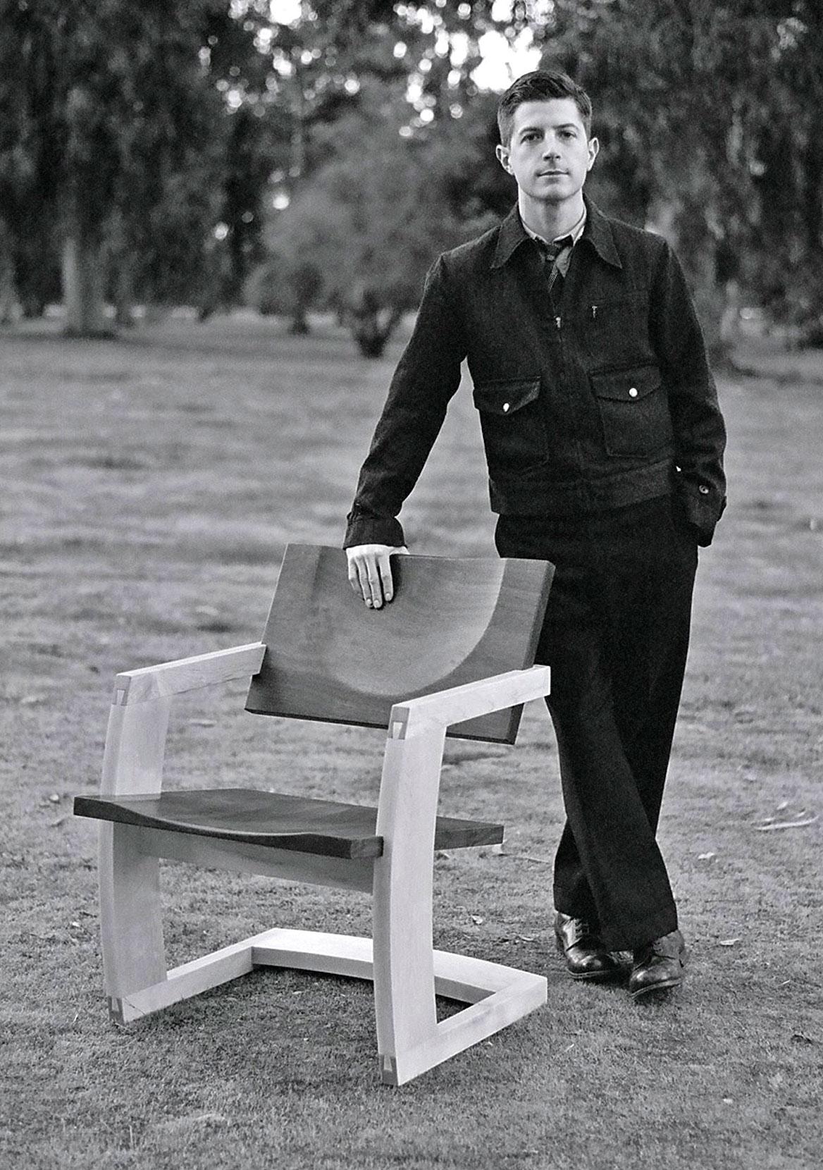 J. Rusten Studio-crafted Palo Alto Cantilevered Lounge Chair in Walnut and Maple In New Condition For Sale In Stockton, CA