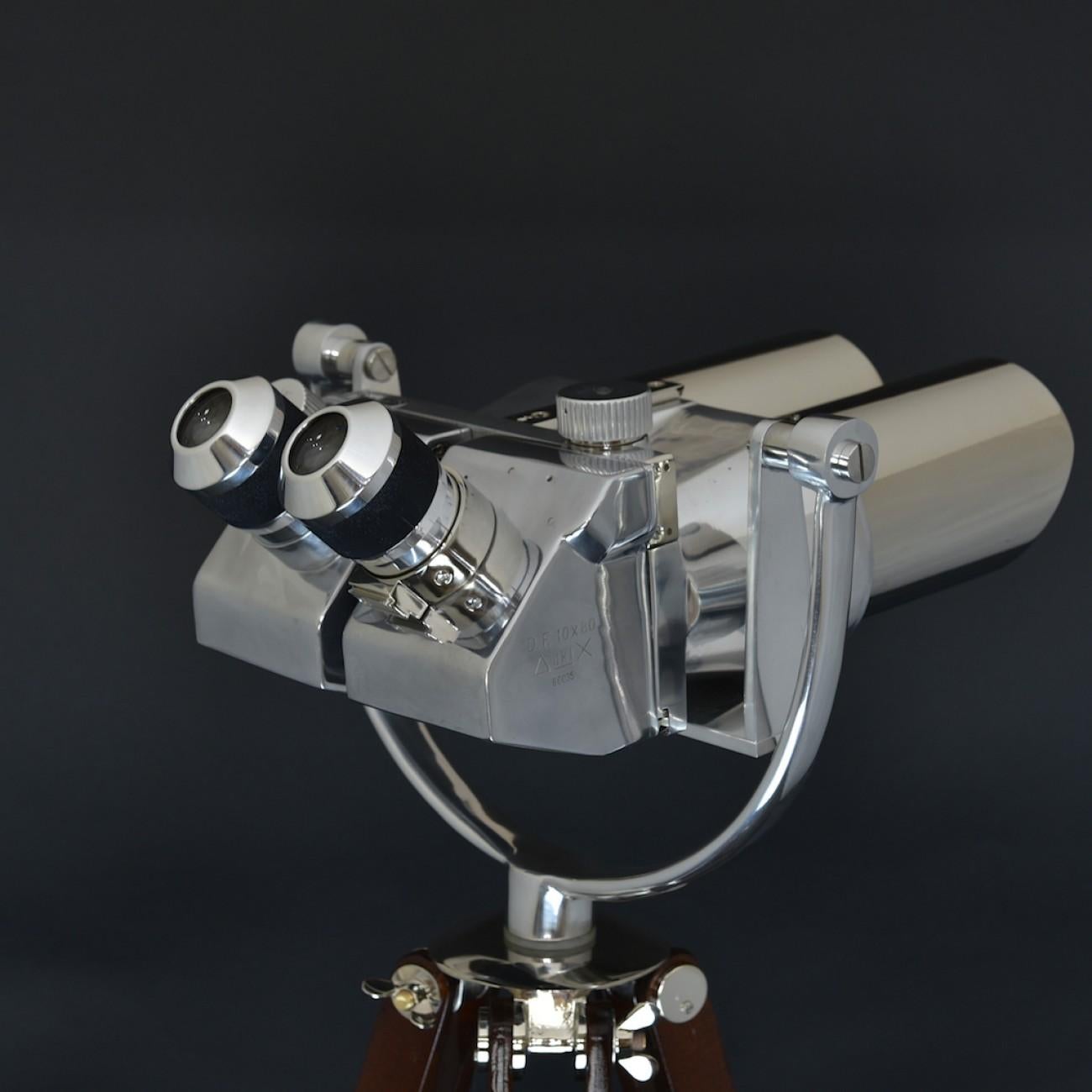 J. Schneider WWII Military 10 x 80 Binoculars, circa 1940 In Good Condition In London, GB