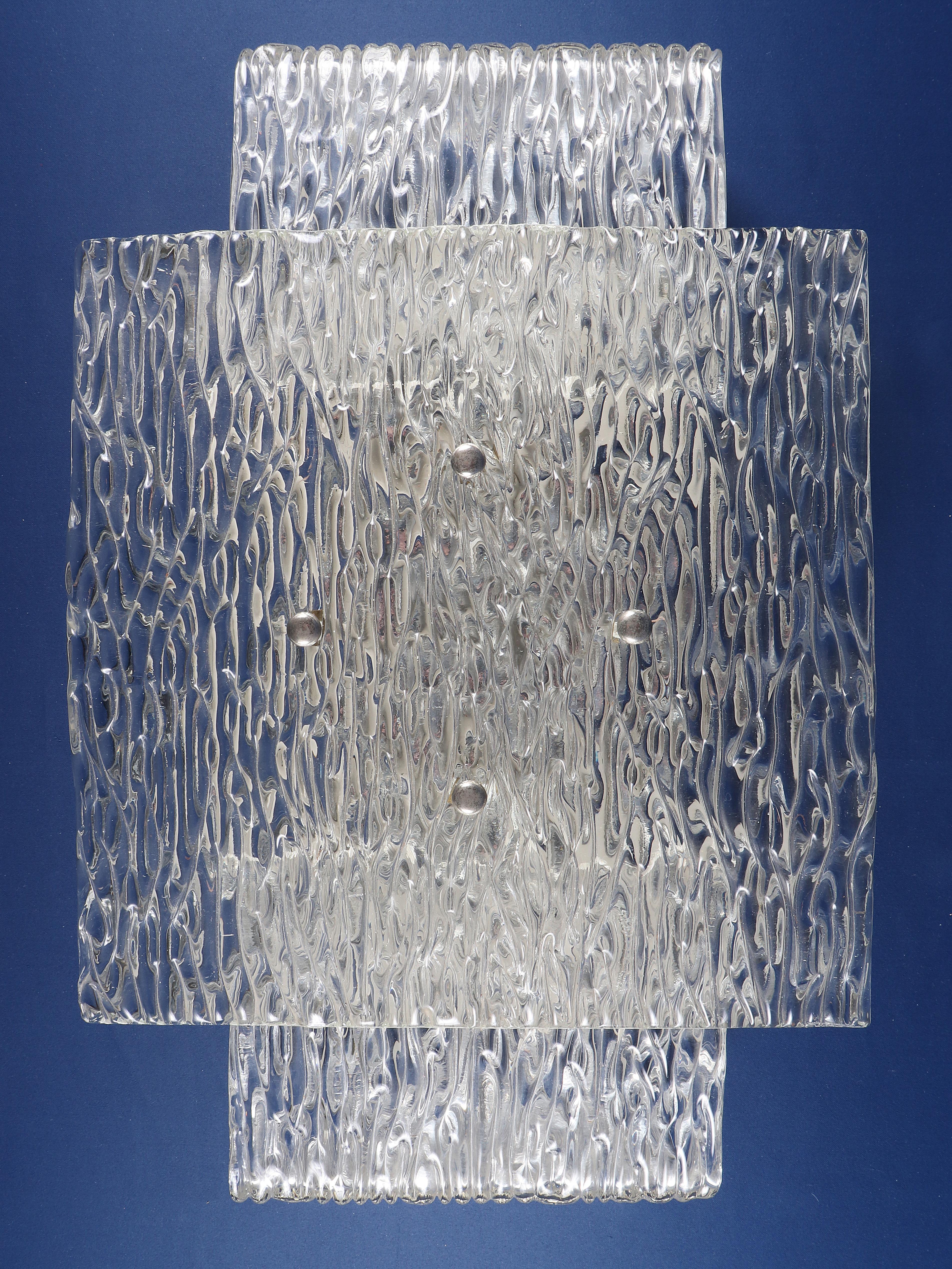 Kalmar ice glass wall lamp fitted with 4 E14 sockets, made by J.T. Kalmar in Vienna in the 1960s.