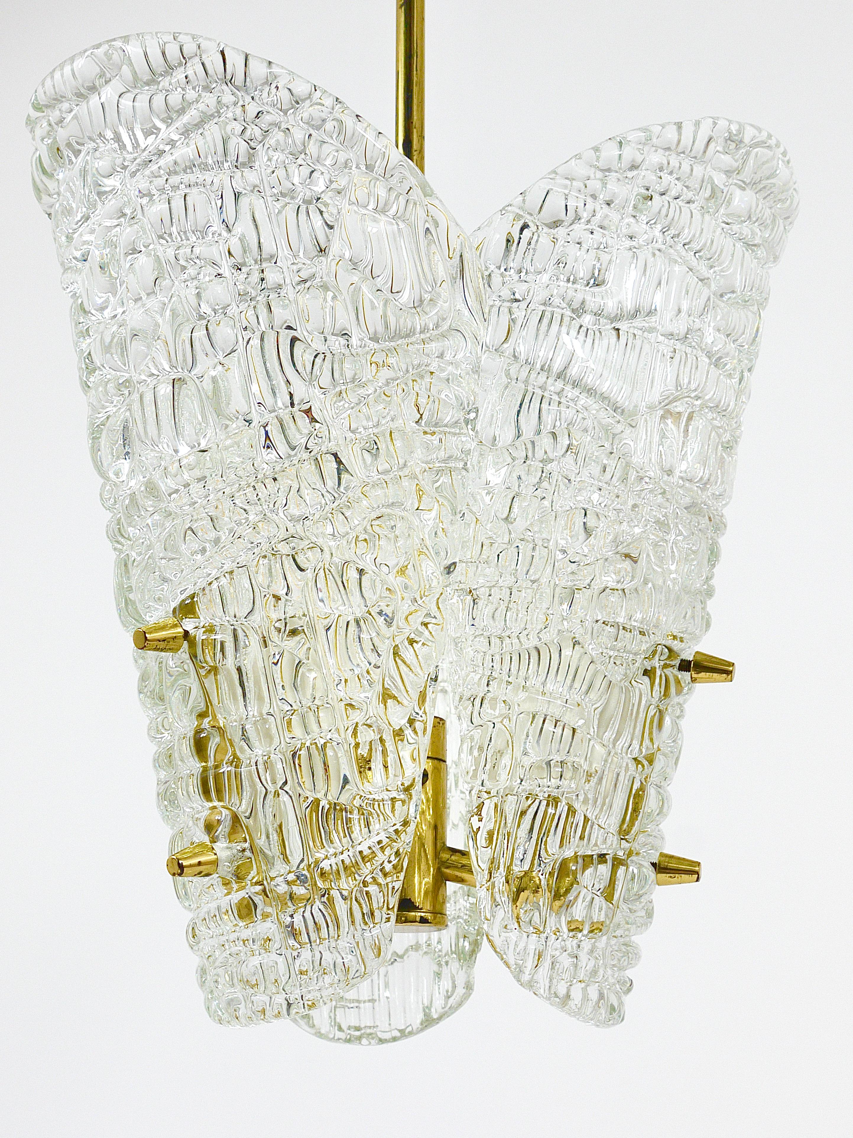 J. T. Kalmar Midcentury Brass & Textured Glass Chandelier, Vienna, 1950s For Sale 2